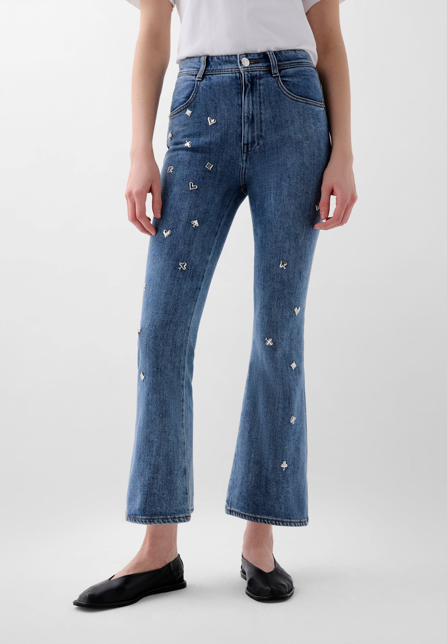 PANTALÓN VAQUERO TACHUELAS