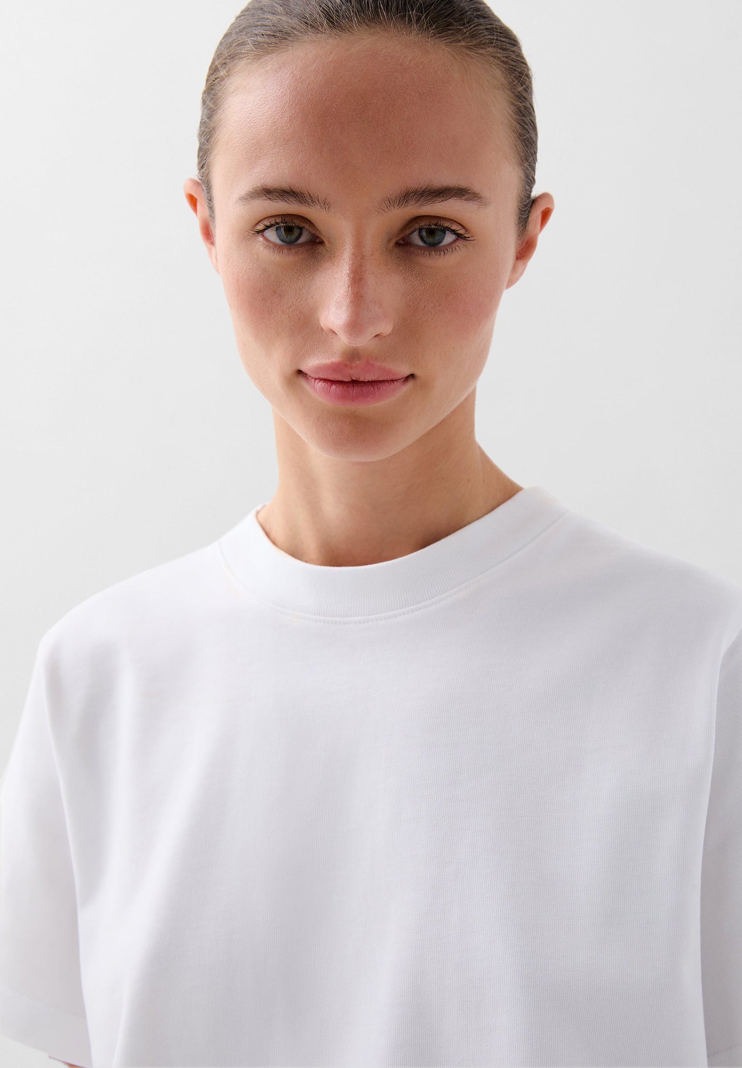 POLERA BÁSICA REGULAR FIT