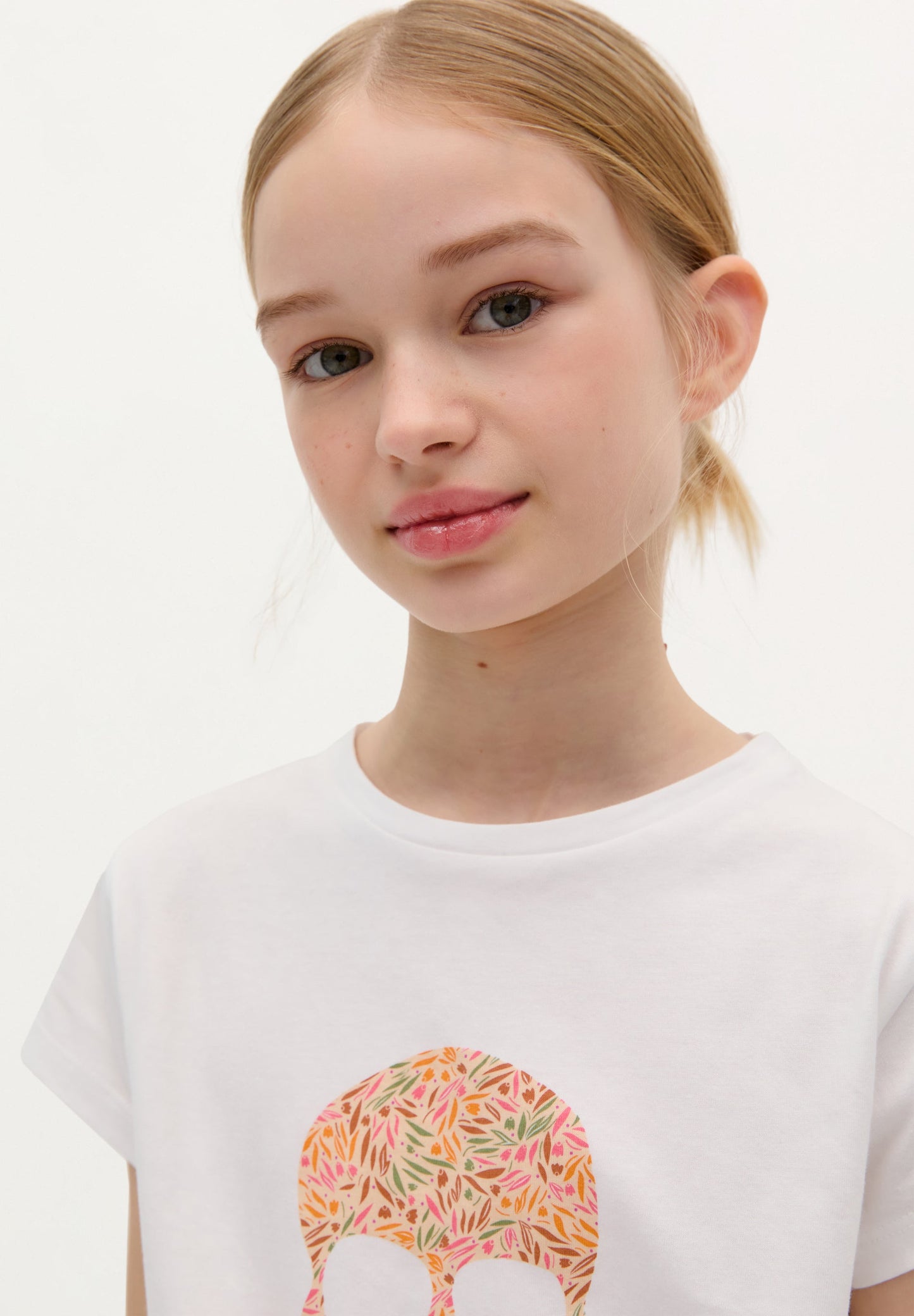 POLERA CALAVERA NUDO