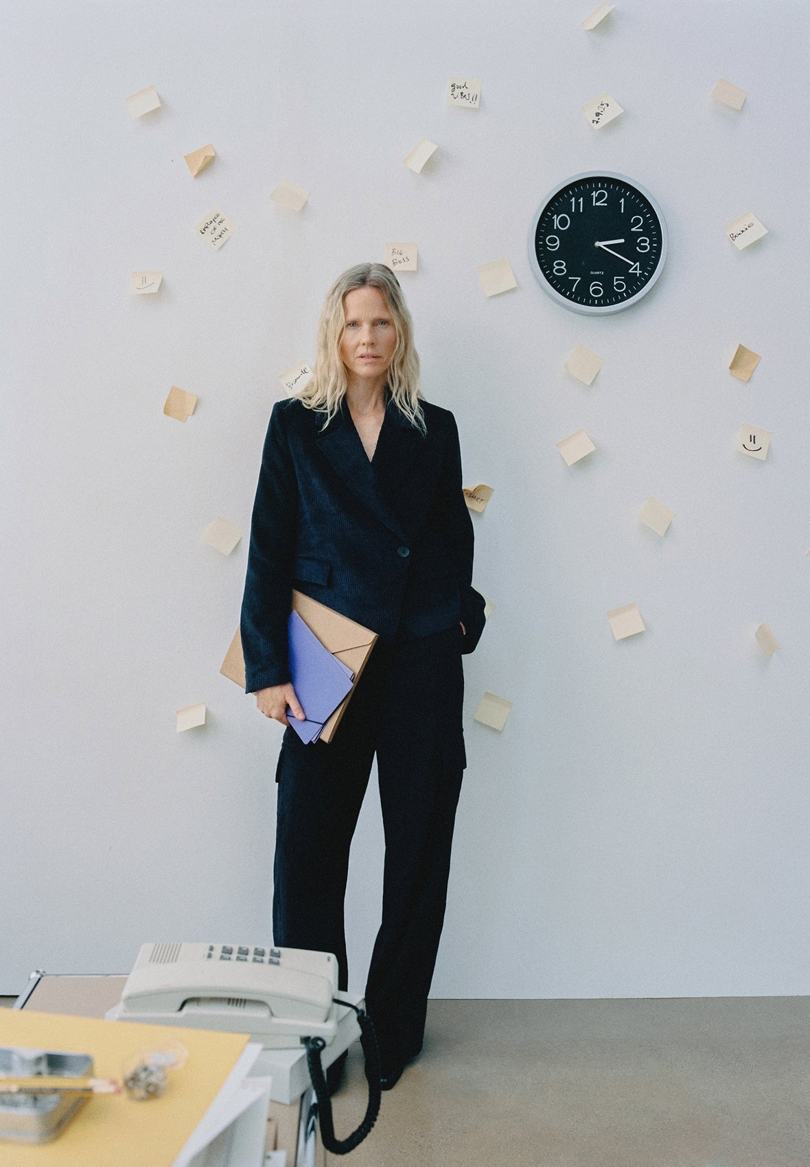 070925_mob_backtooffice_woman_09