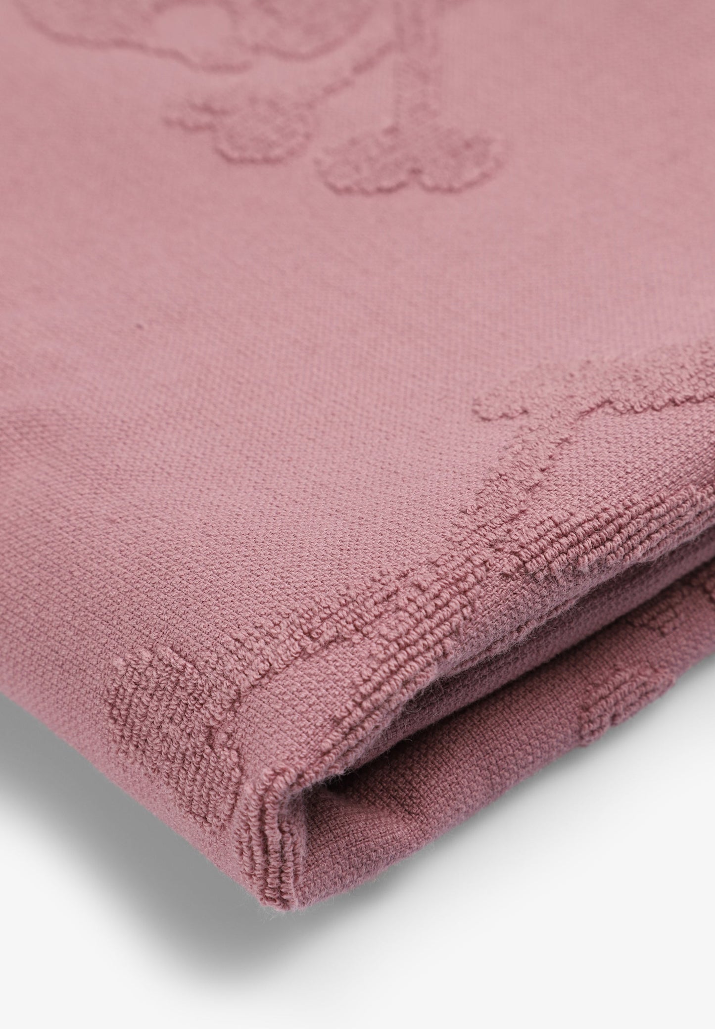 TOALLA ESTAMPADO CALAVERAS