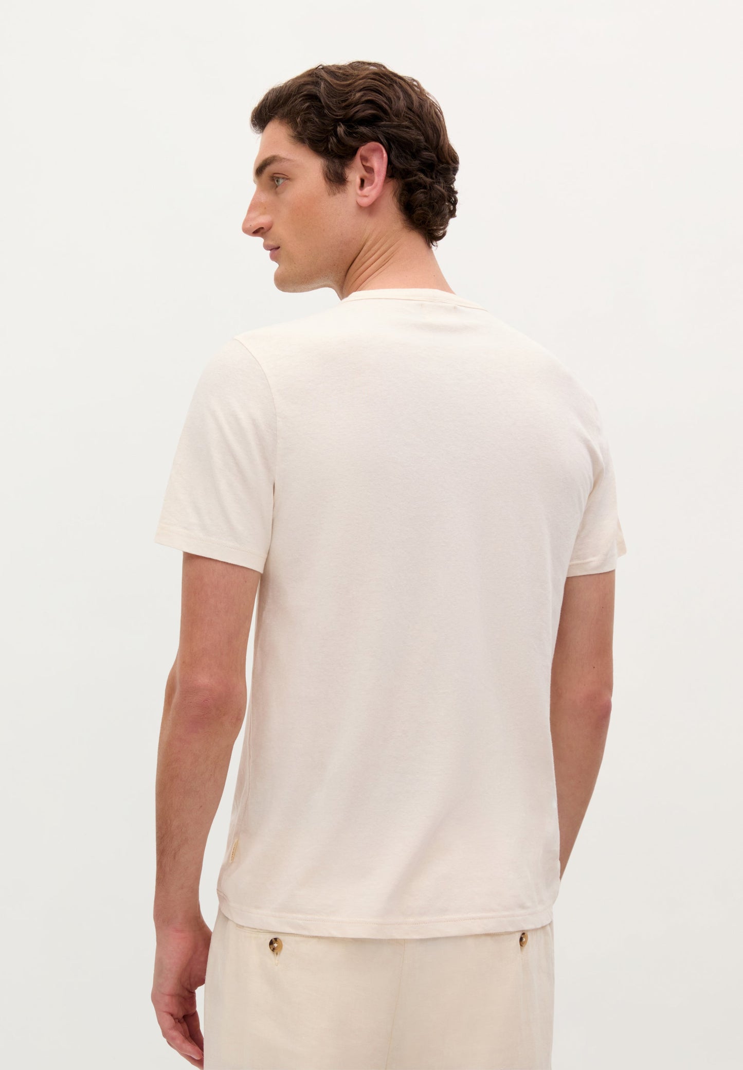 CAMISETA LISA BÁSICA ALGODÓN