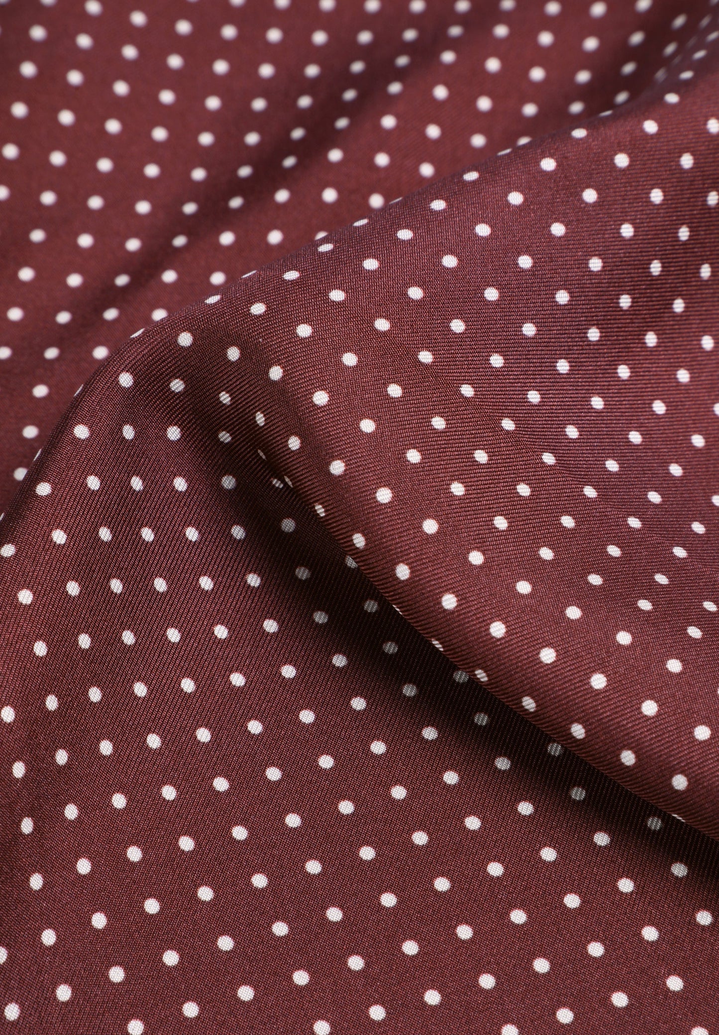 PAÑUELO SEDA LUNARES LOGO