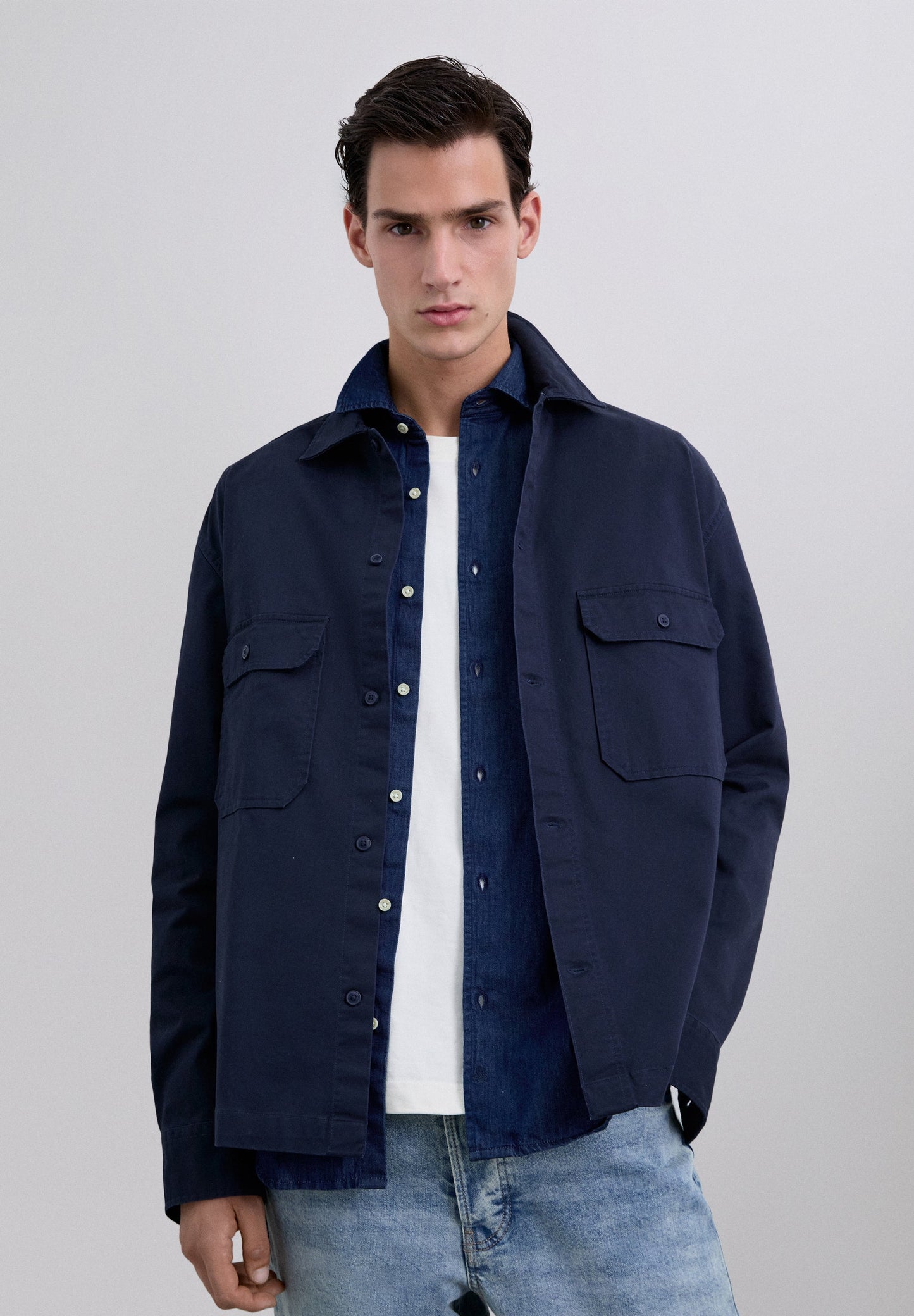 SOBRECAMISA BÁSICA CUELLO CLÁSICO