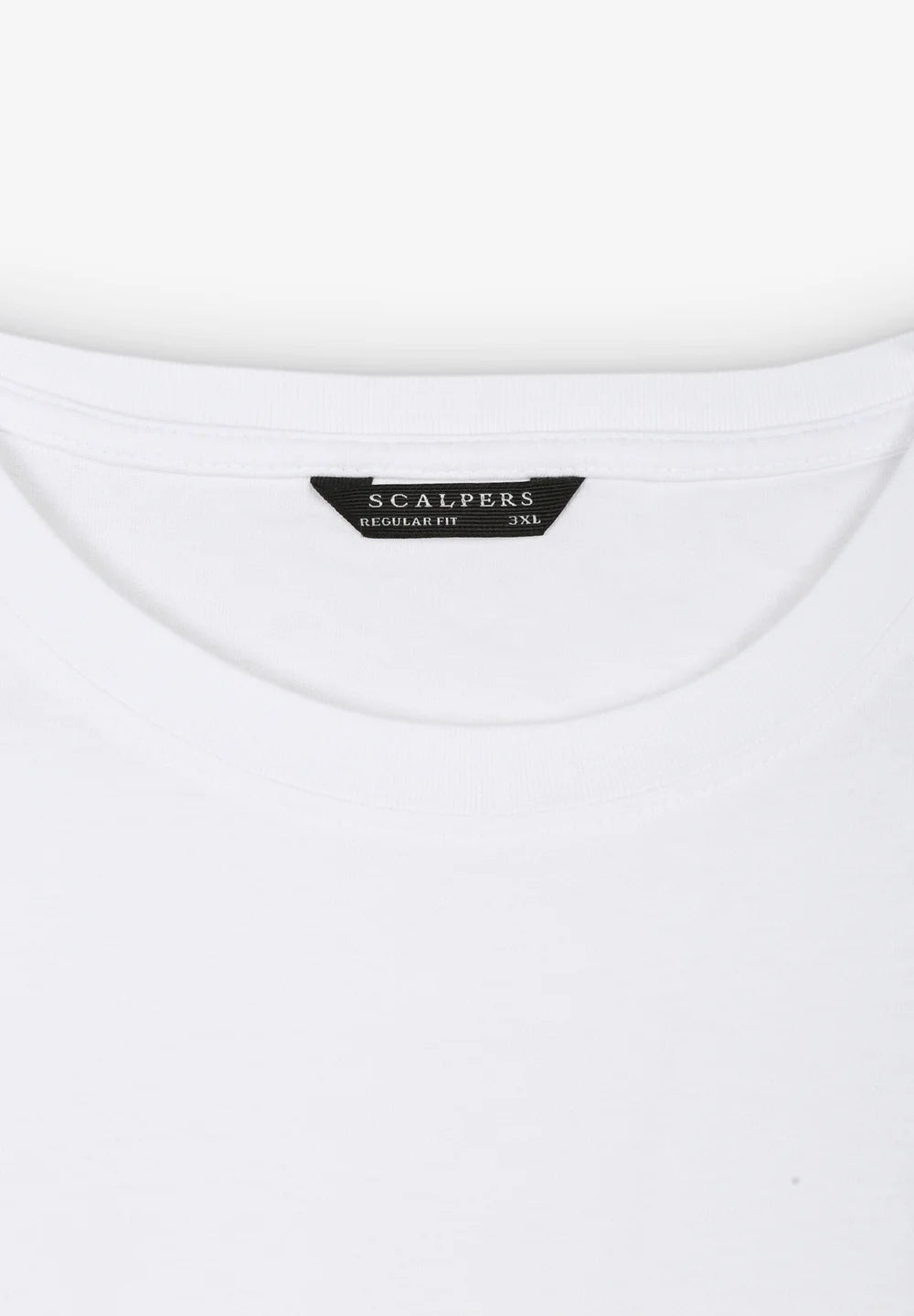 POLERA BÁSICA CALAVERA