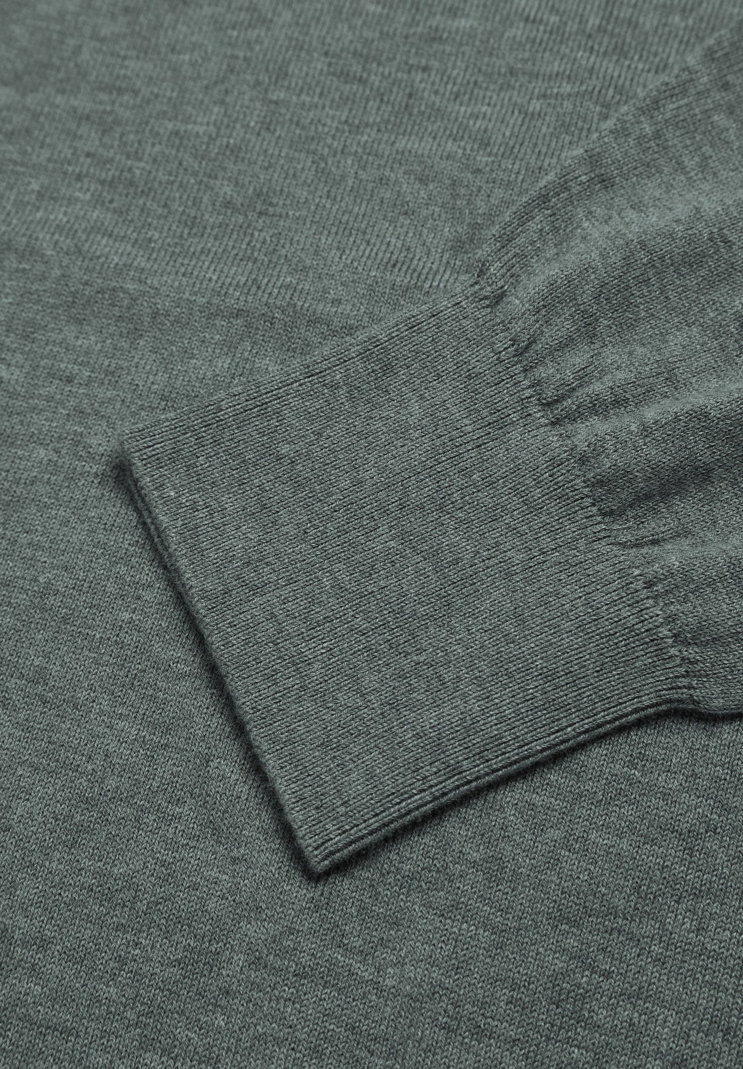 JERSEY CUELLO REDONDO CALAVERA