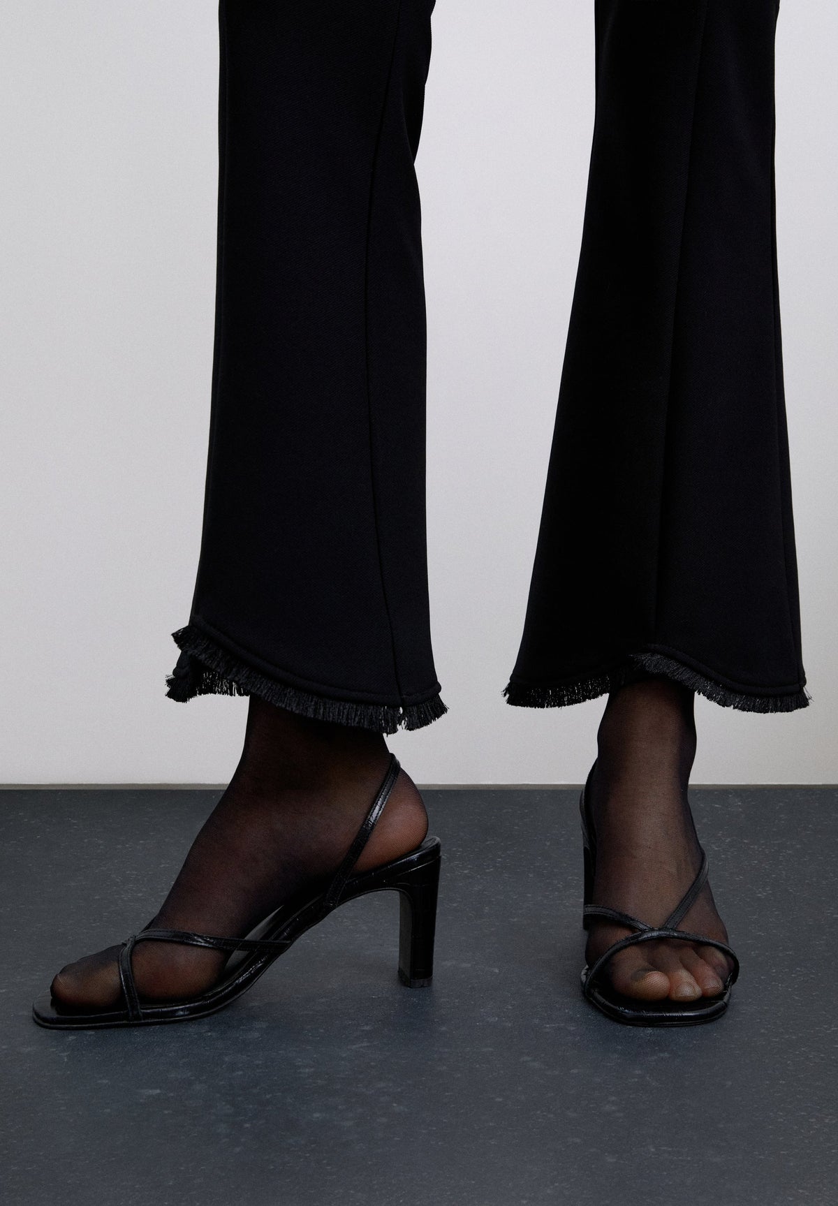 PANTALÓN VESTIR FLECOS