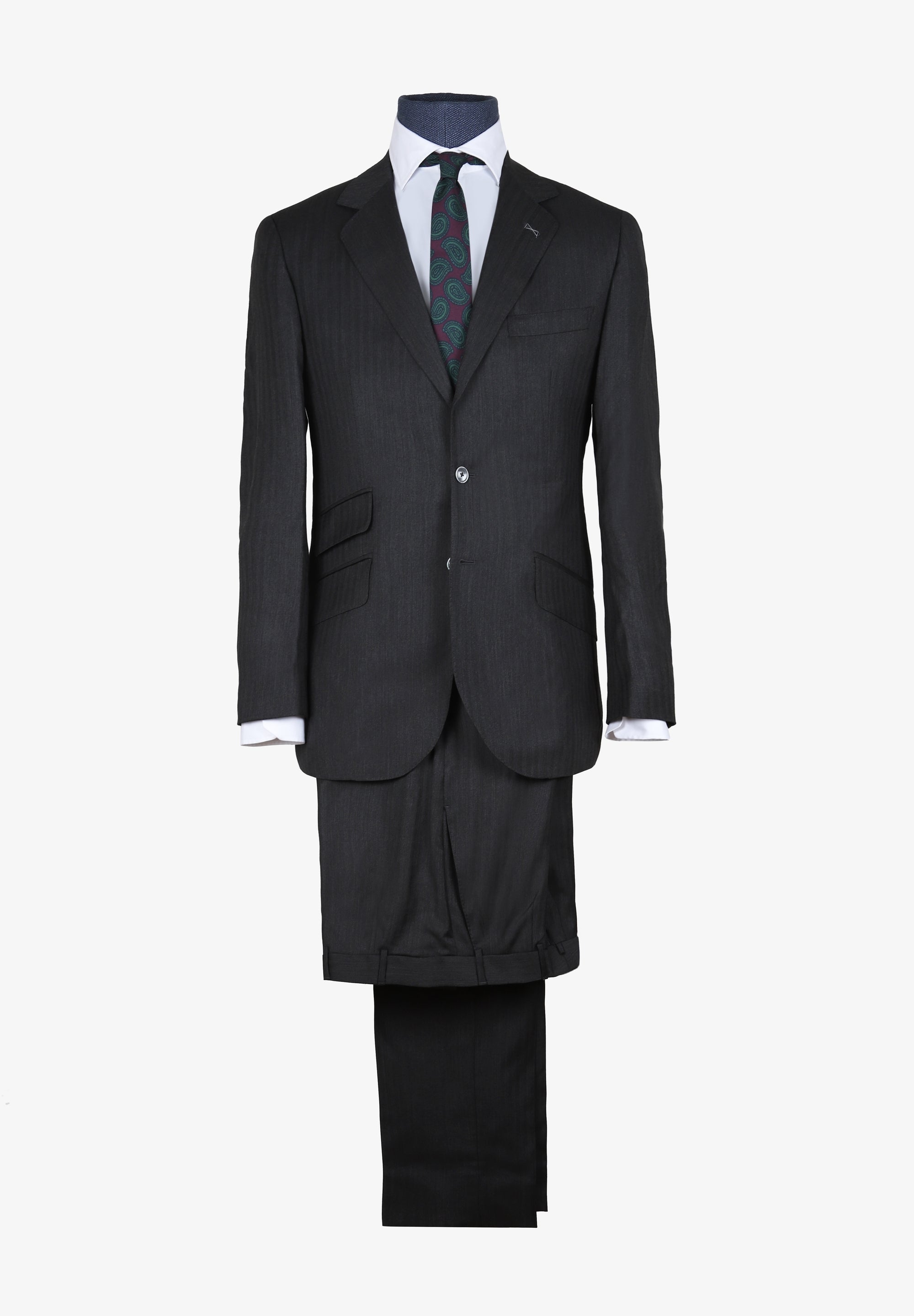 TRAJE CLÁSICO
