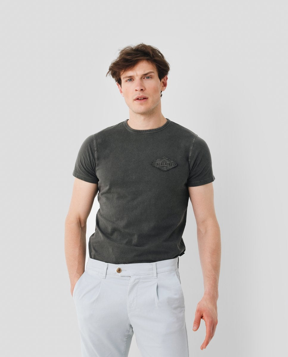 CAMISETA PARCHE BORDADO