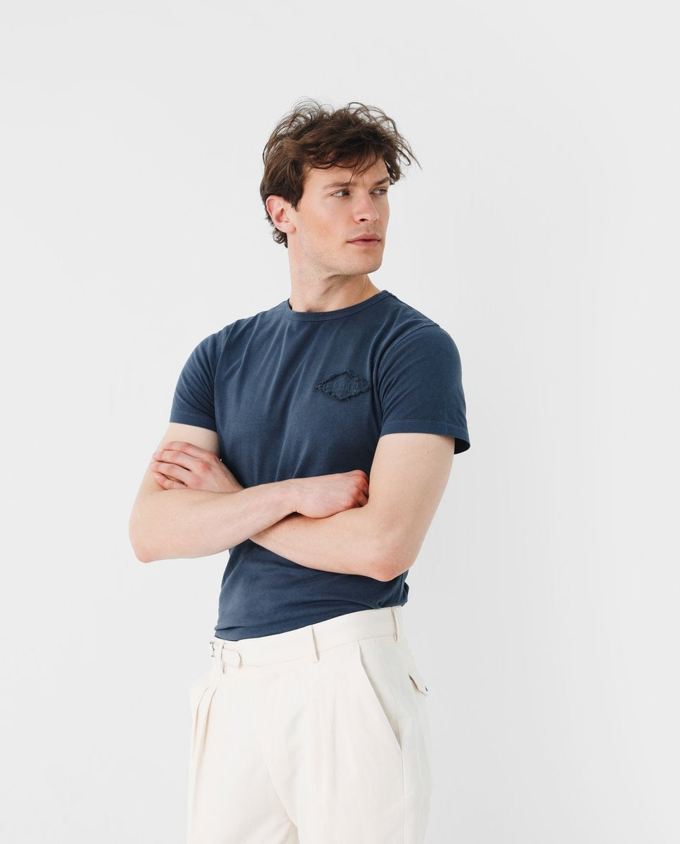 CAMISETA PARCHE BORDADO