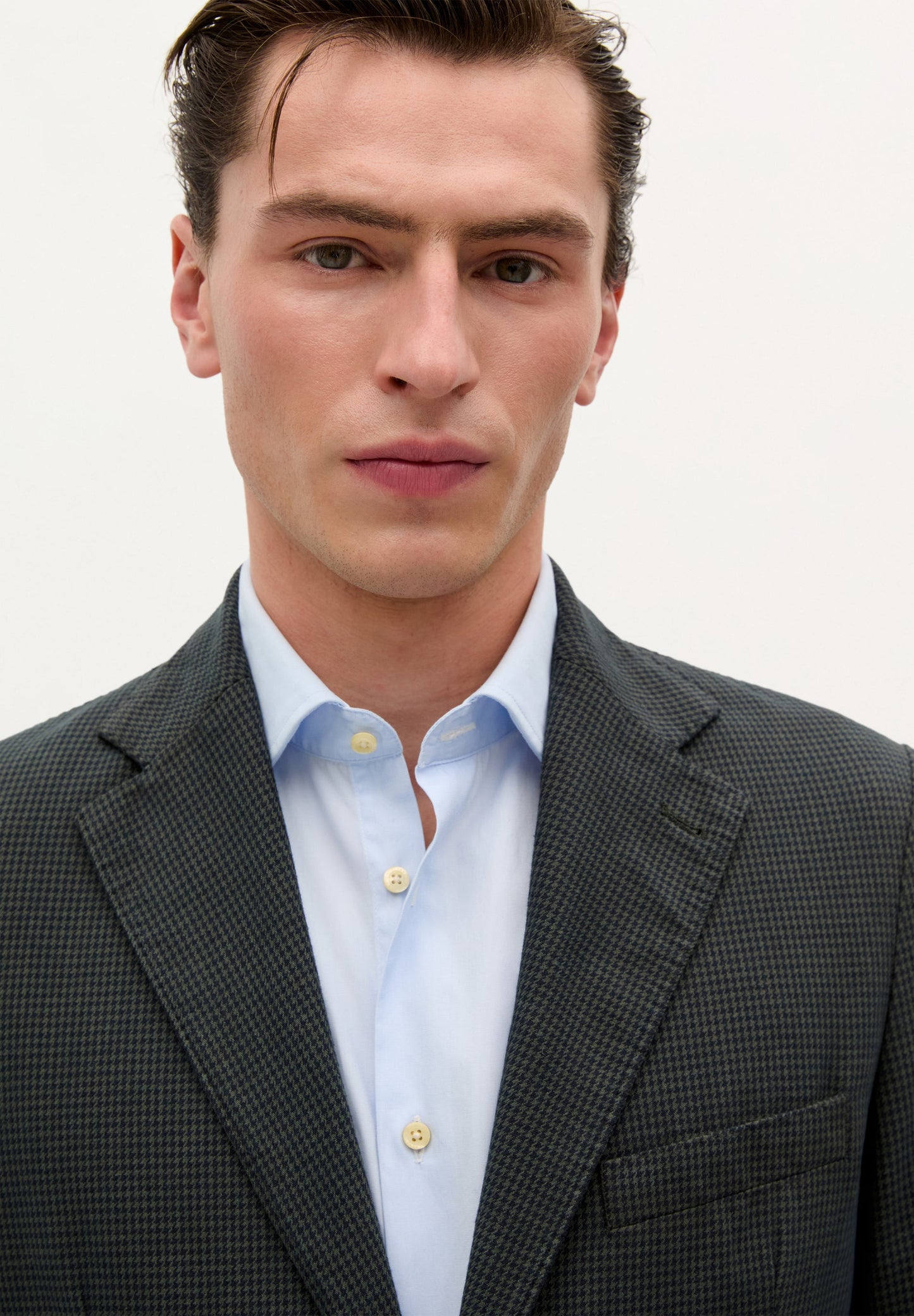 BLAZER ENTALLADA BOLSILLOS