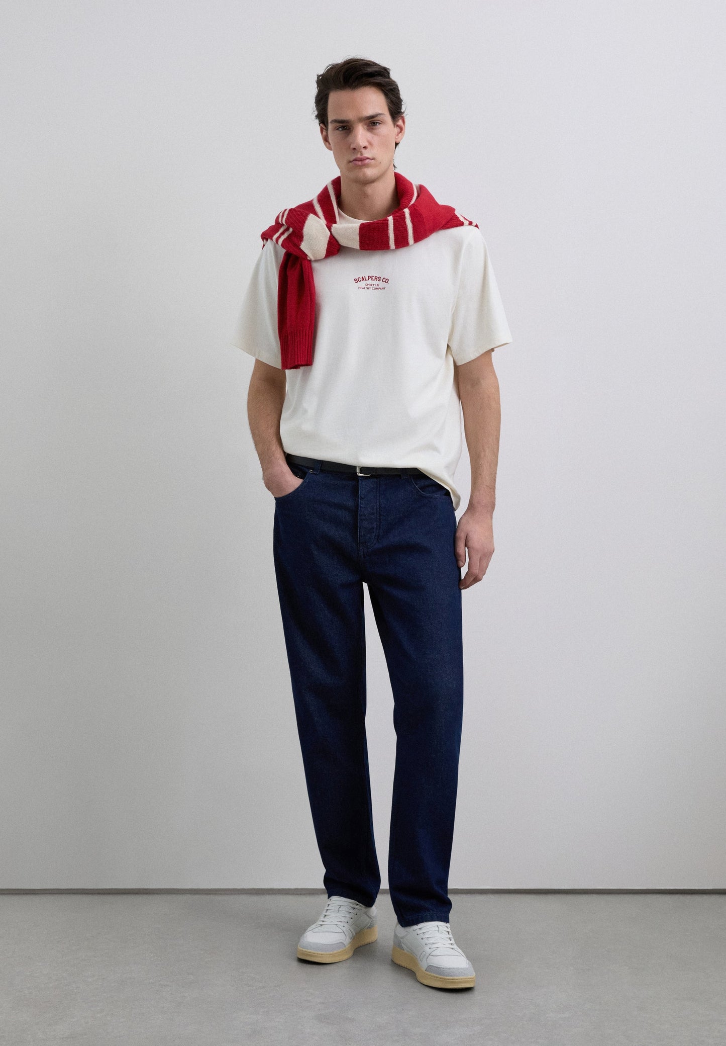 POLERA PRINT LOGO CONTRASTE