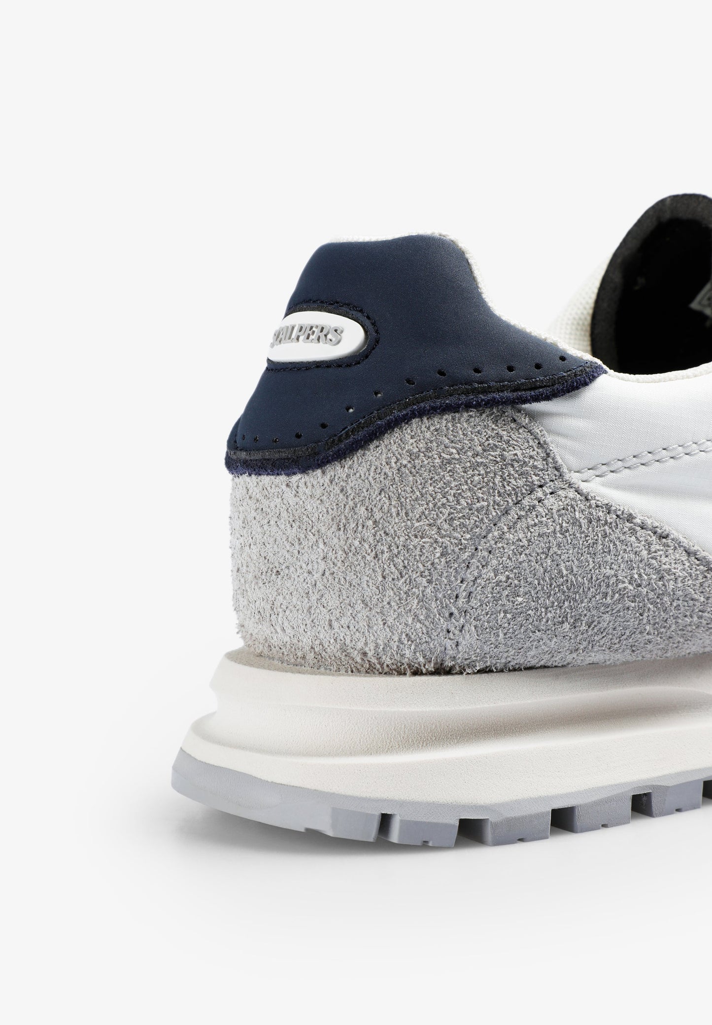 SNEAKERS LIGERAS CALAVERA CONTRASTE