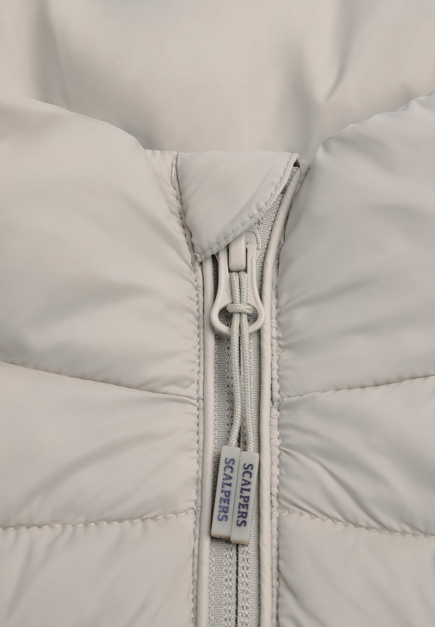 CHALECO ACOLCHADO CALAVERA PARCHE