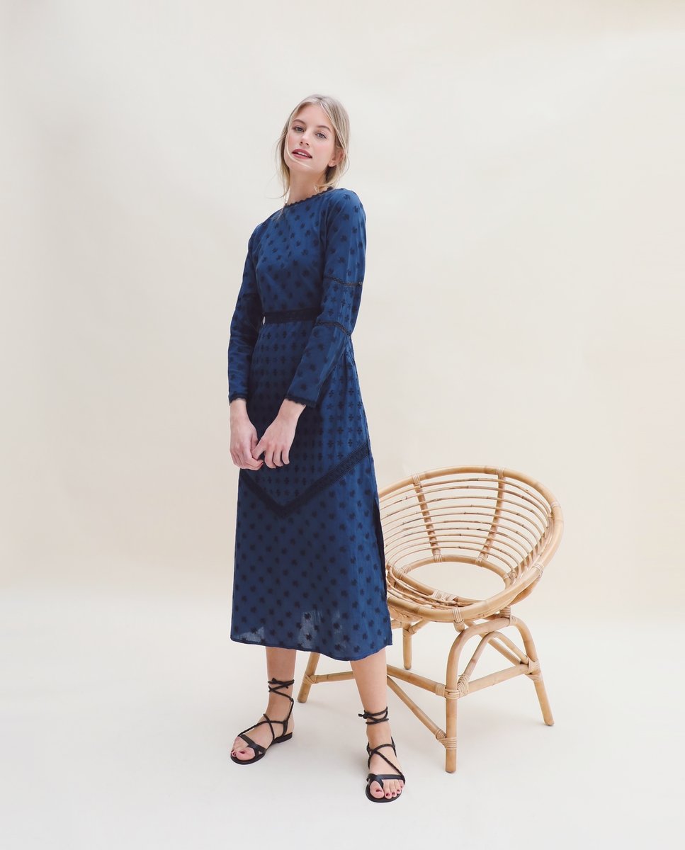 VESTIDO MIDI BORDADO INGLES
