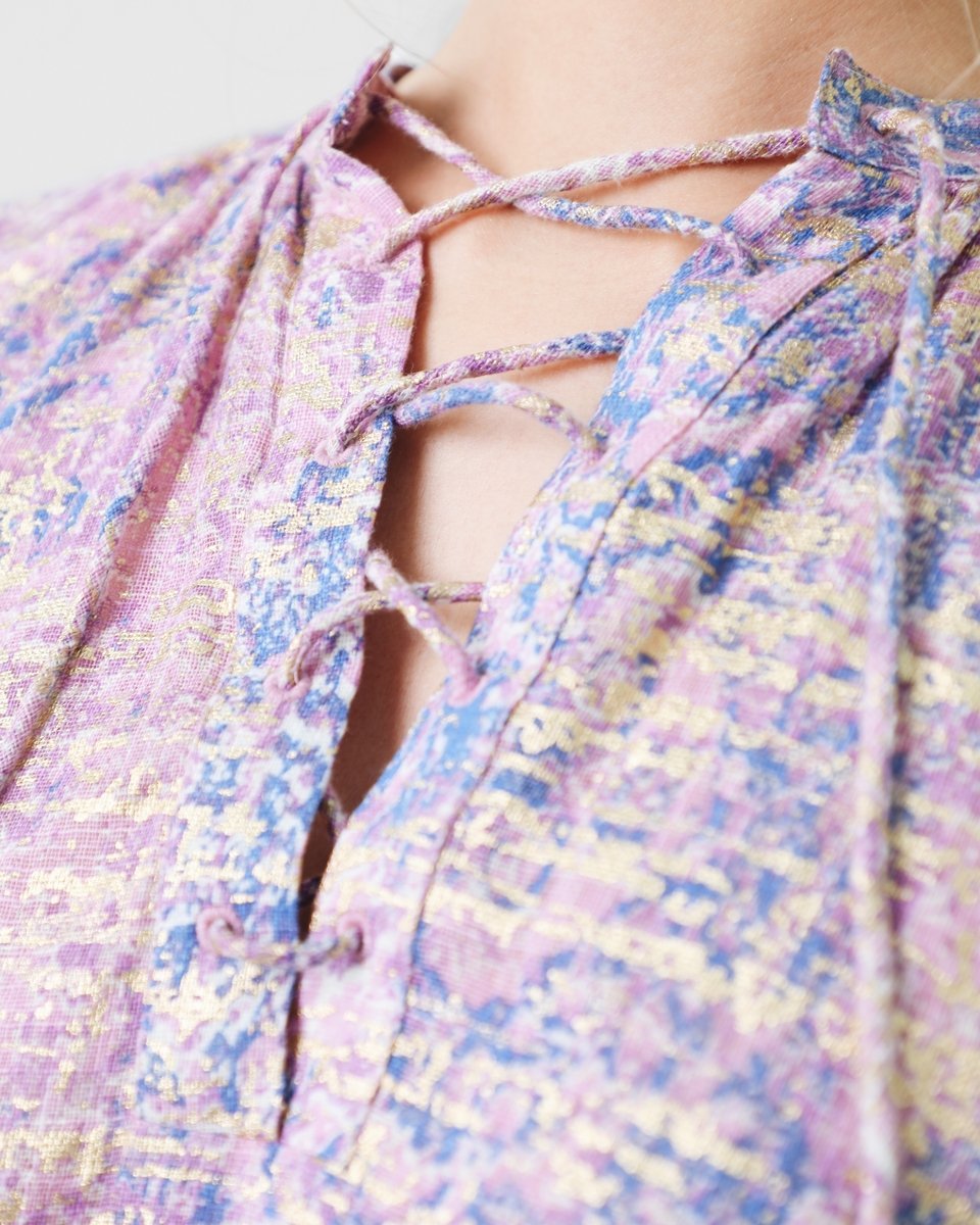 CAMISA ESTAMPADO LILAS