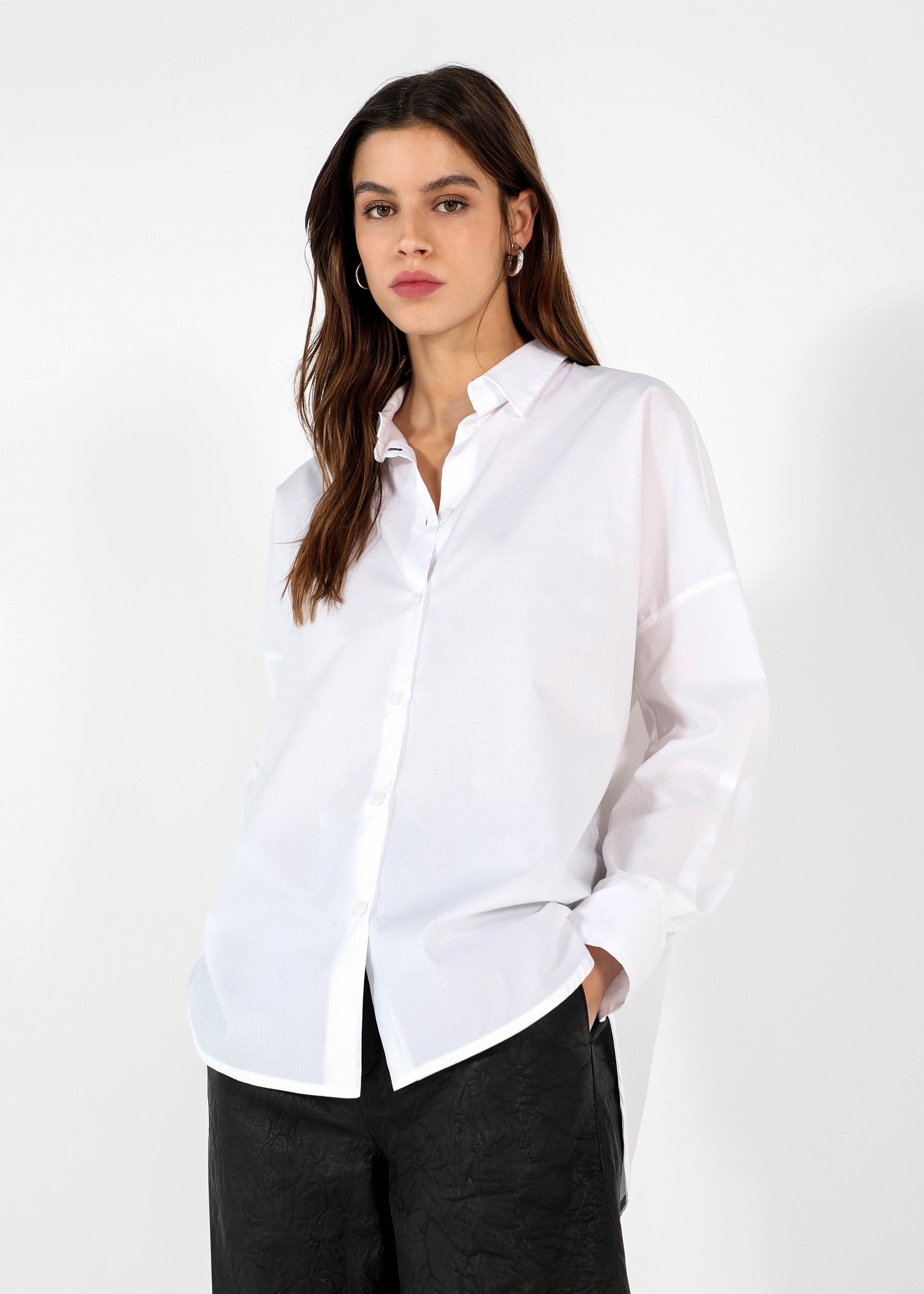 CAMISA JACQUARD TOPOS