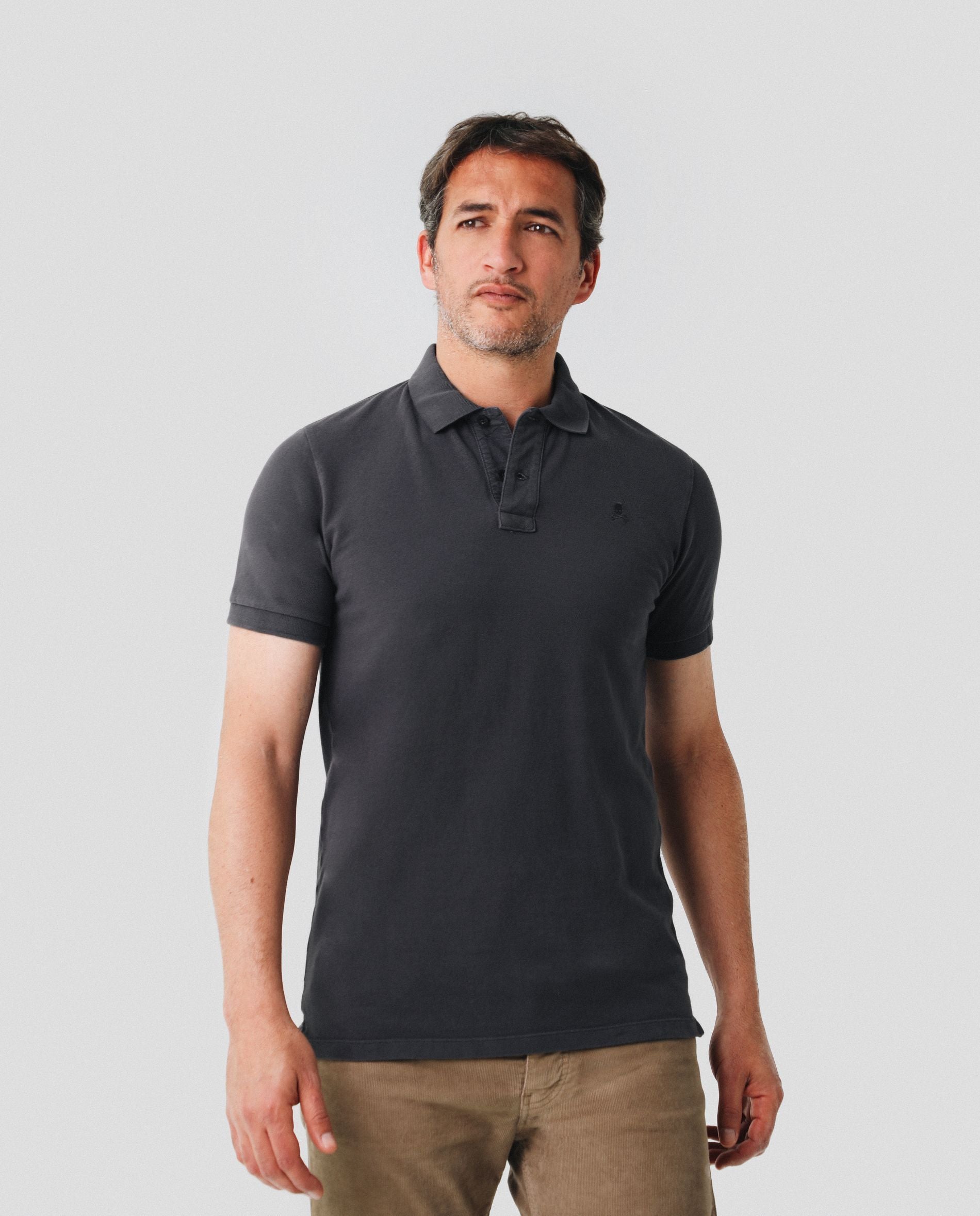 POLO BÁSICO LOGO CALAVERA