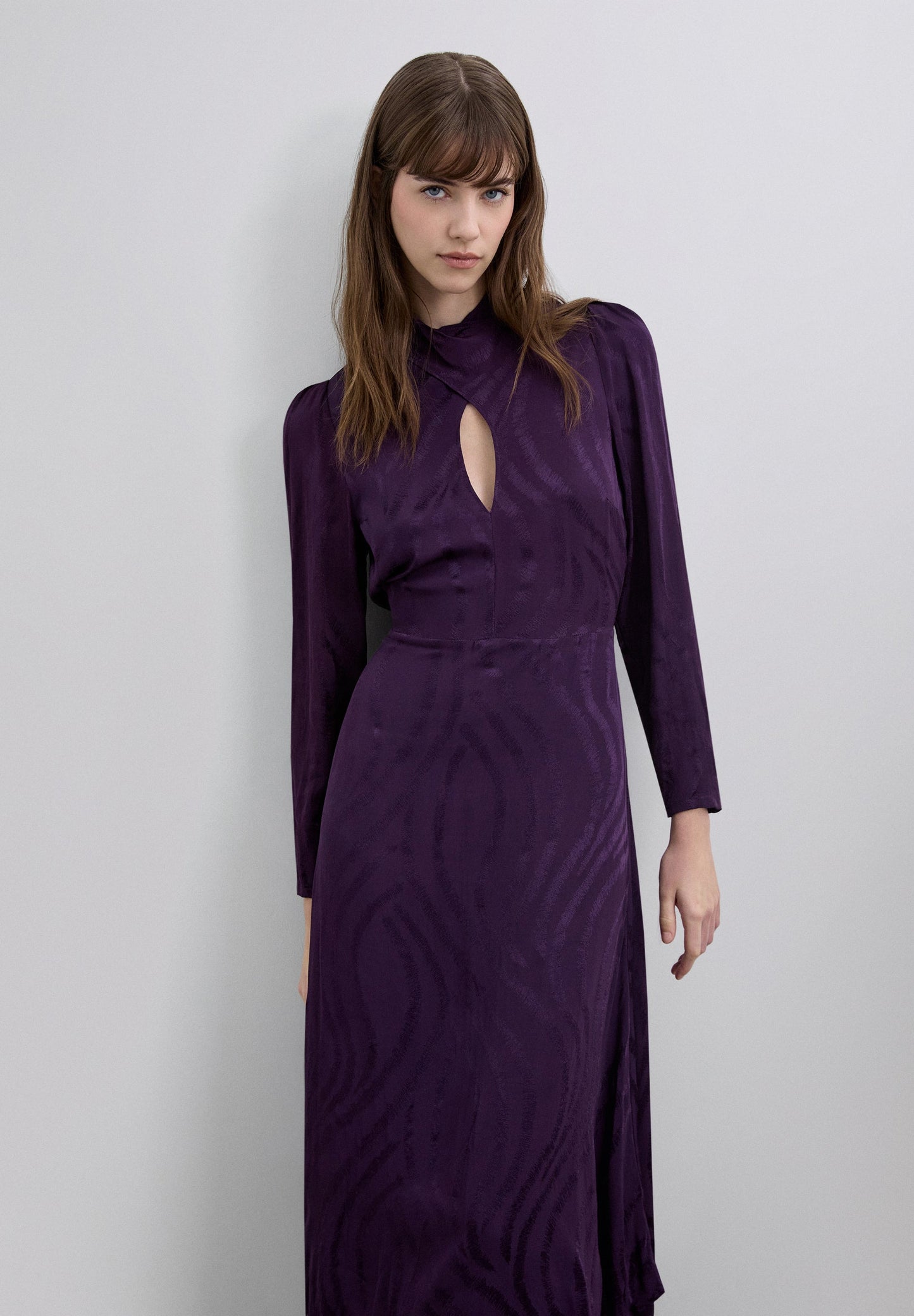 VESTIDO LARGO ONDAS CUELLO