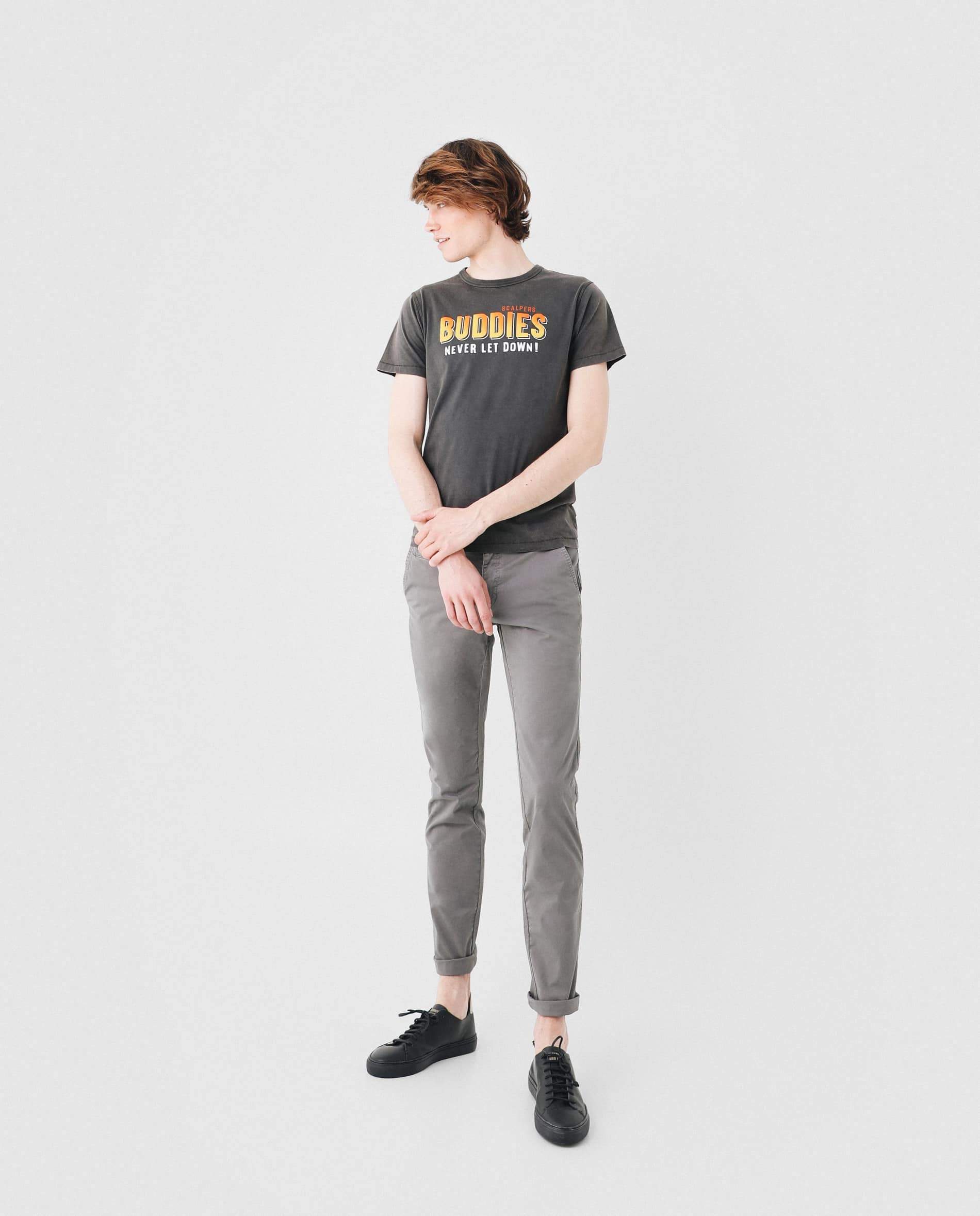 PANTALÓN CHINO CASUAL