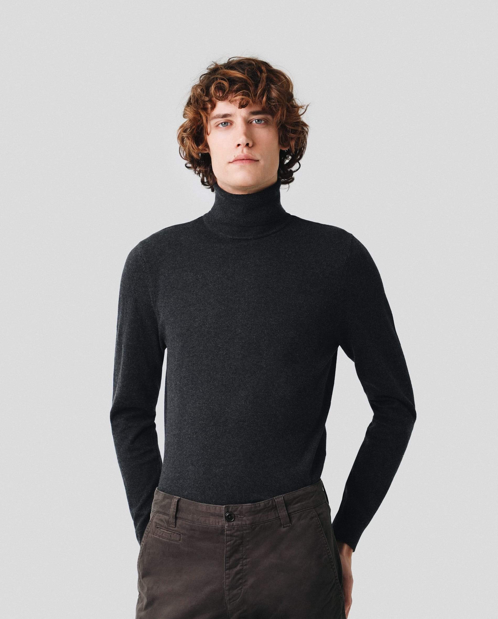 JERSEY BÁSICO CUELLO ALTO