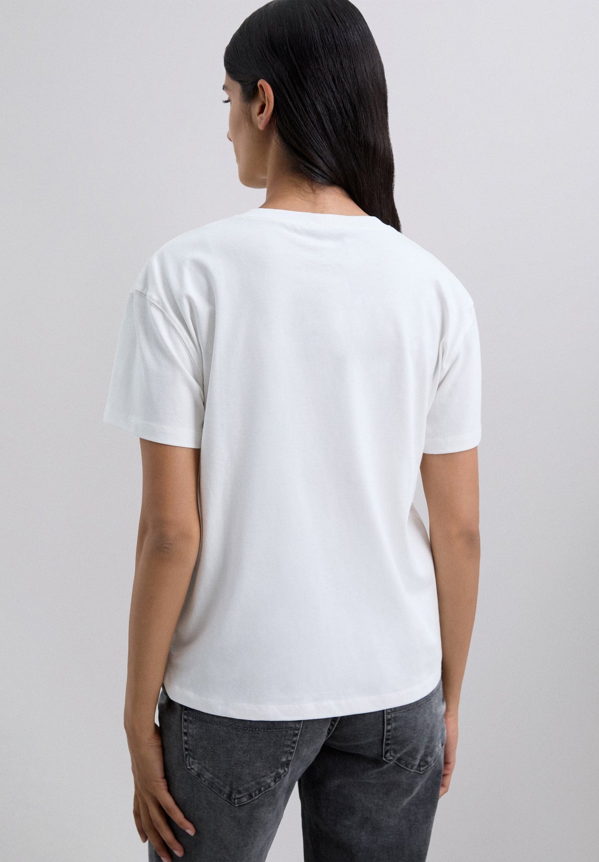 POLERA LOGO CALAVERA PRINT