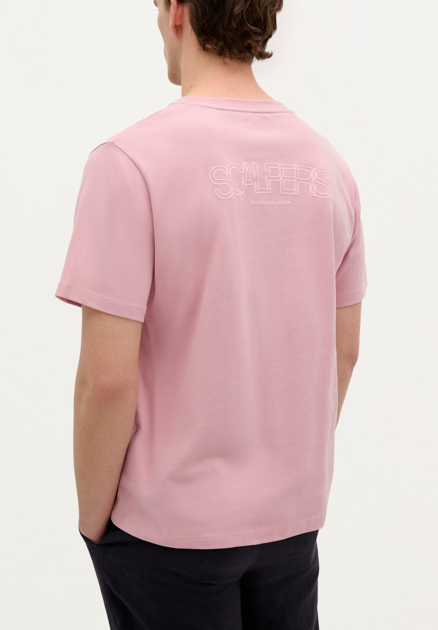 CAMISETA LOGO RELIEVE