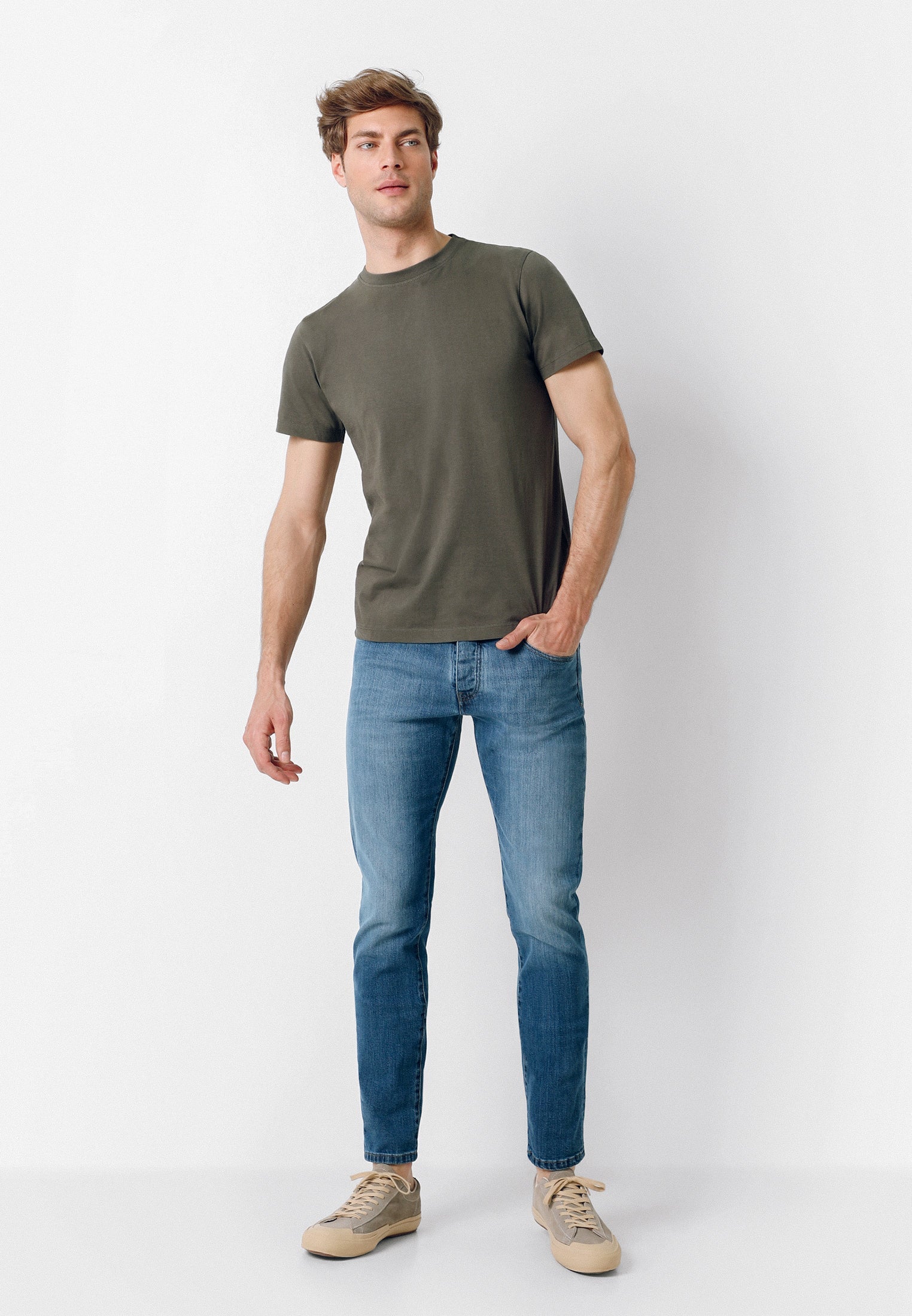 CAMISETA BÁSICA