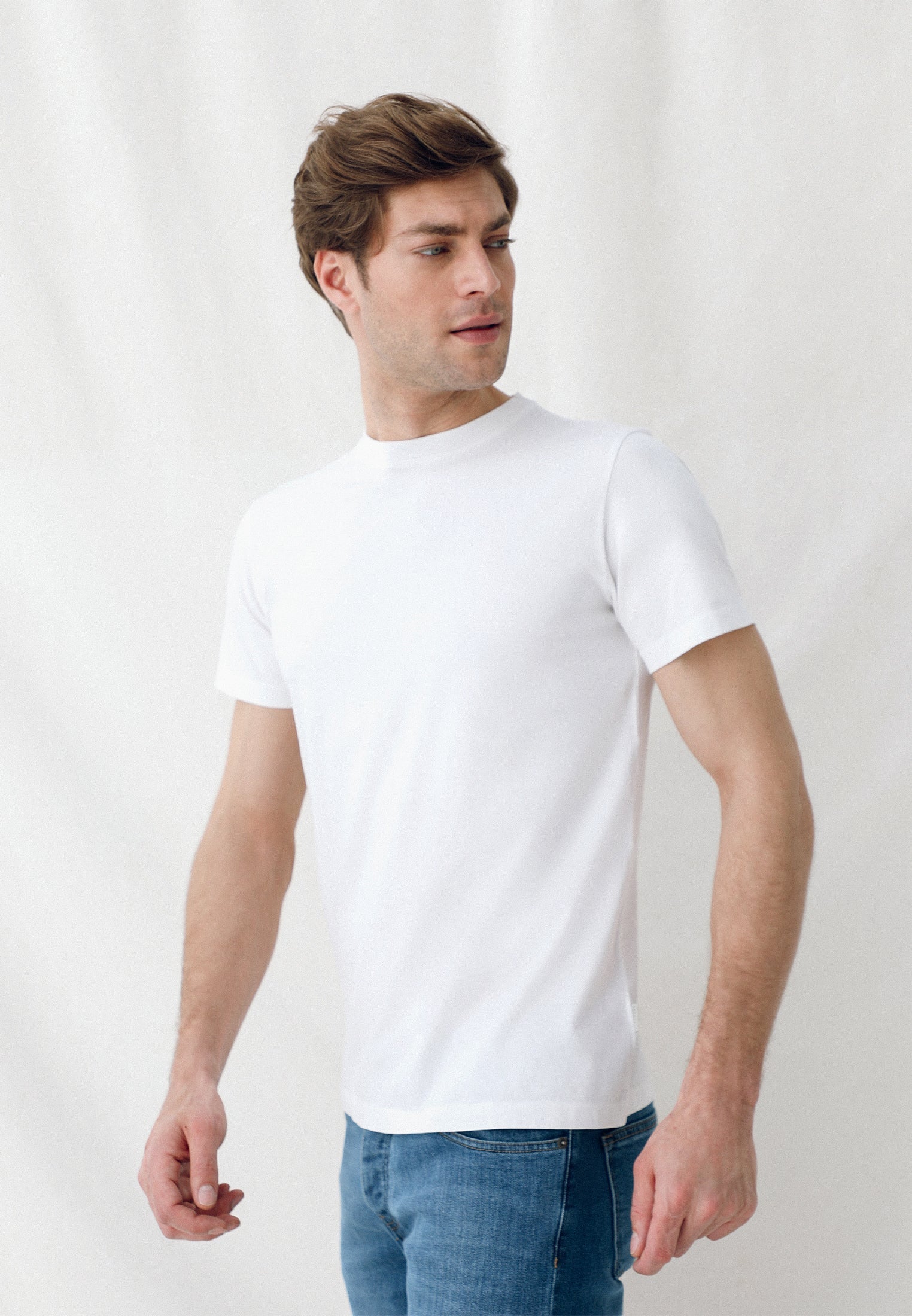 CAMISETA BÁSICA