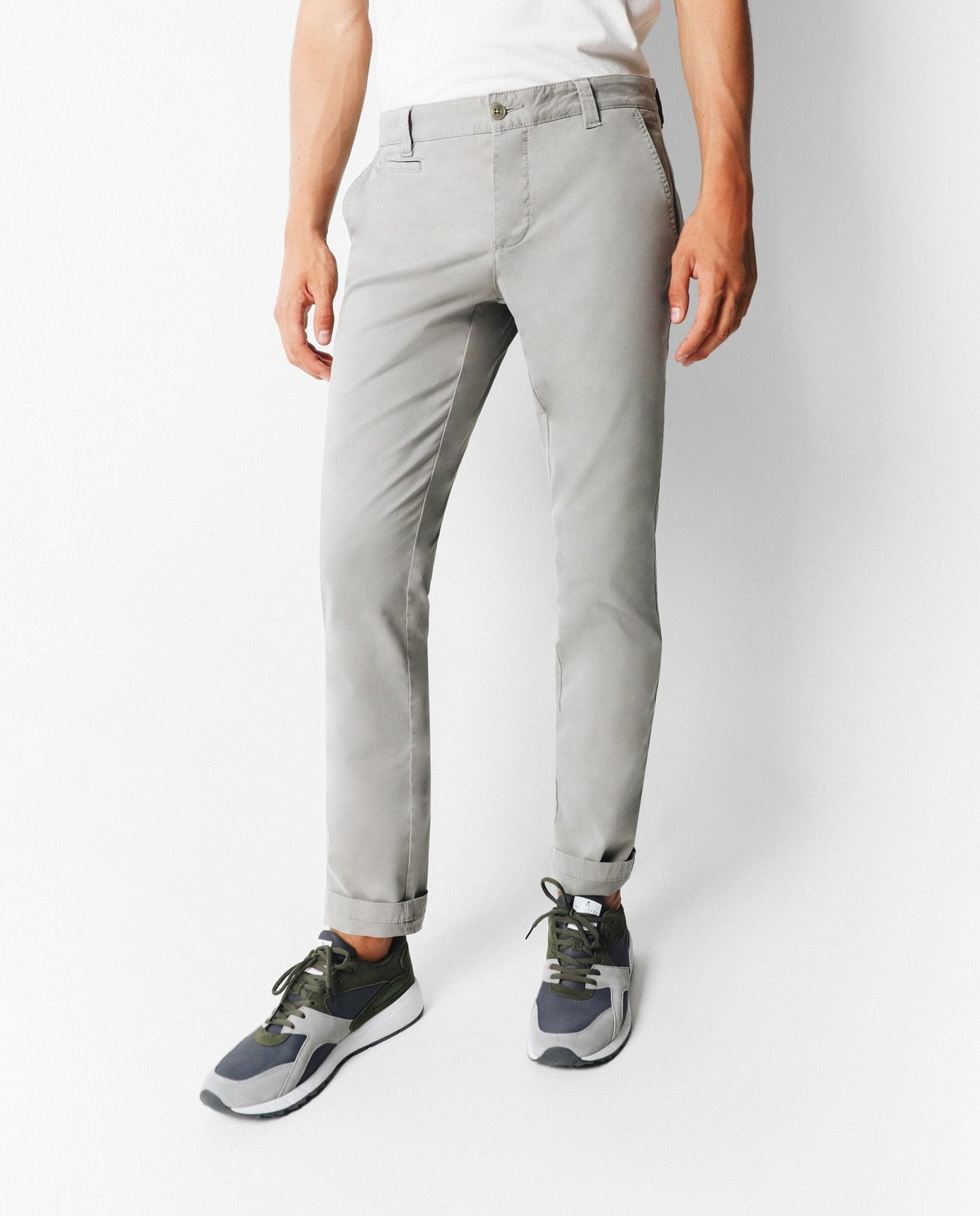 PANTALÓN CHINO BÁSICO