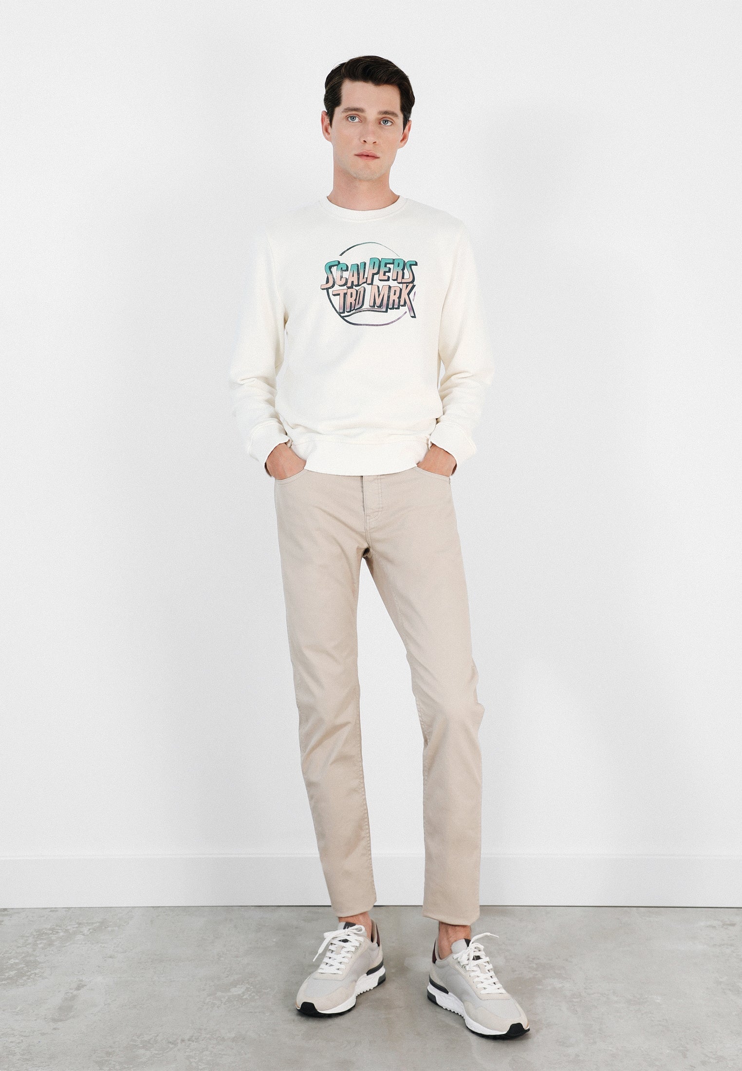 SUDADERA ESTAMPADO RETRO