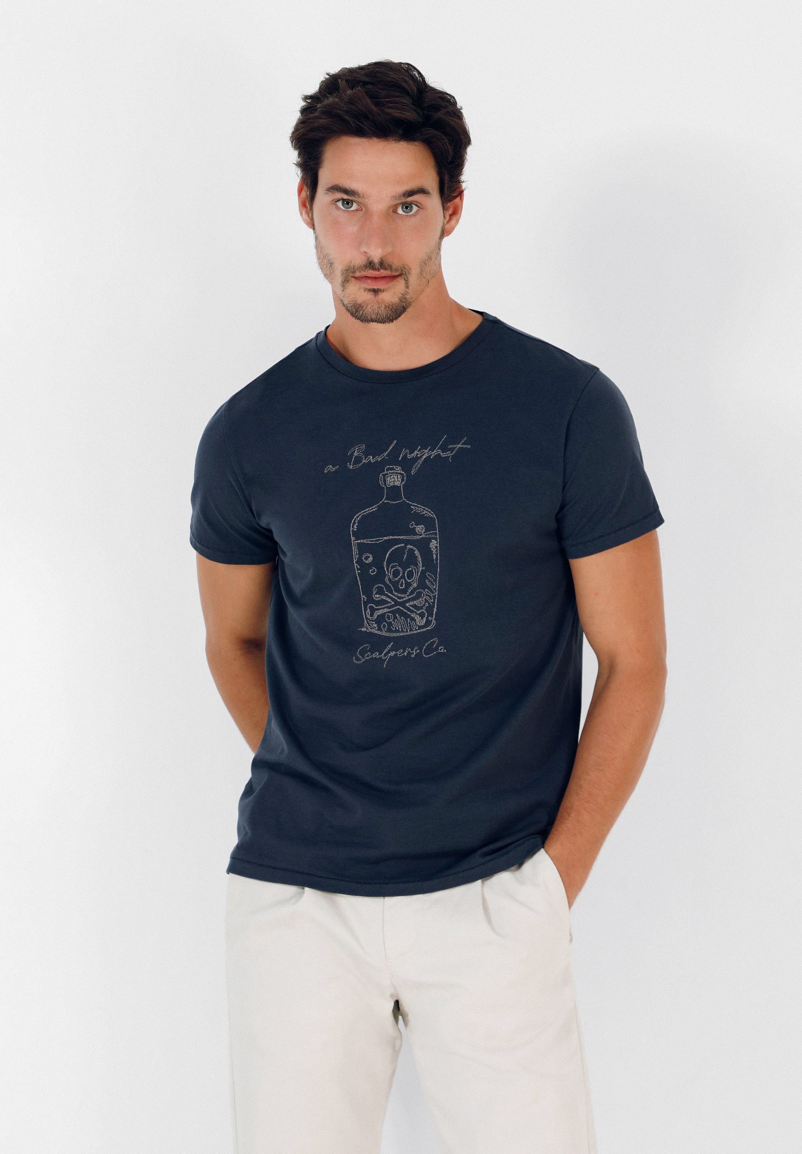 CAMISETA CALAVERA BORDADA DELANTERO