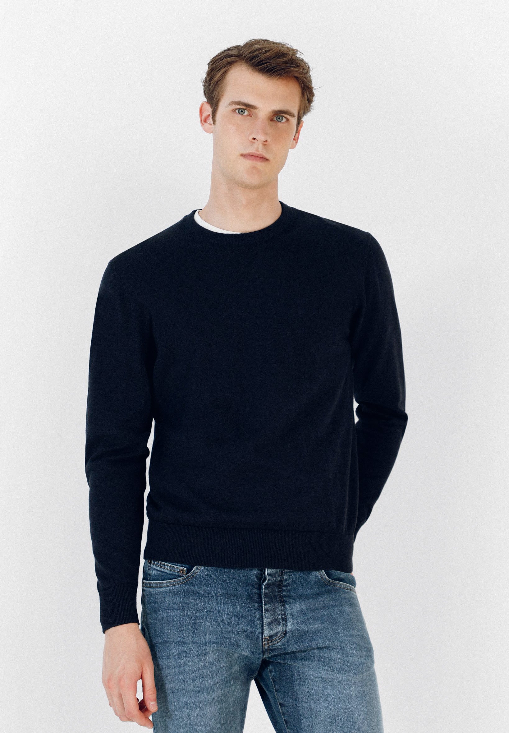 JERSEY BÁSICO CUELLO REDONDO