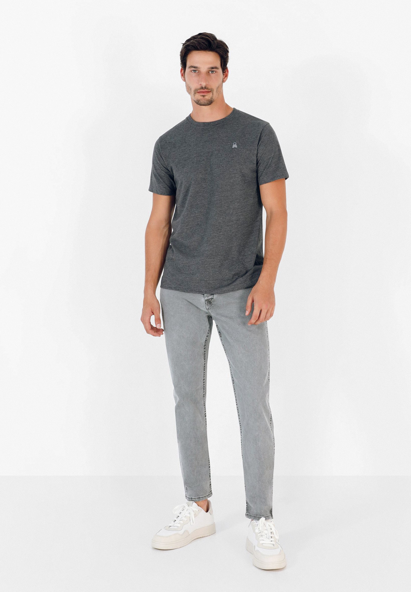 PANTALÓN CINCO BOLSILLOS