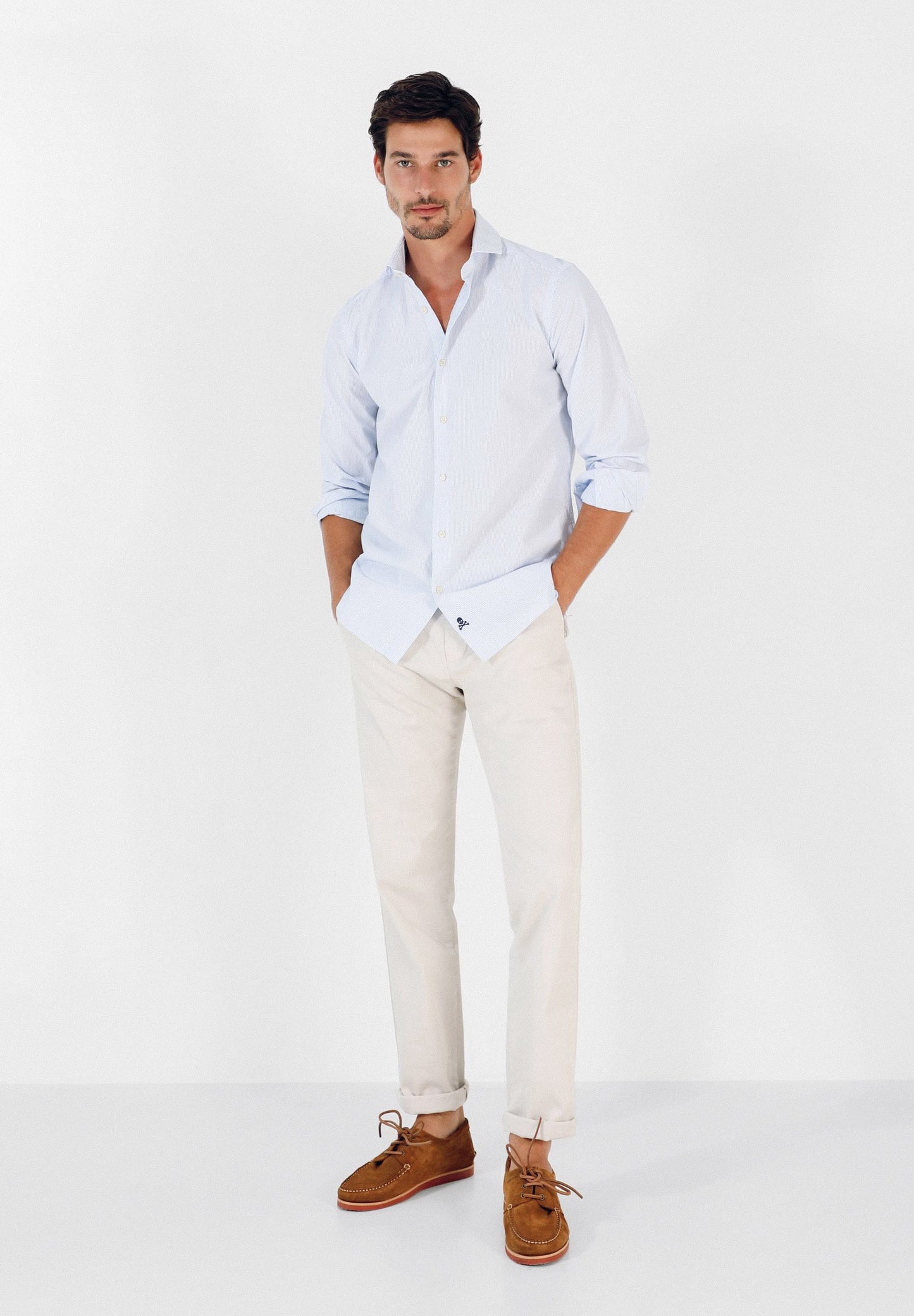 CAMISA CLÁSICA CALAVERA BAJO