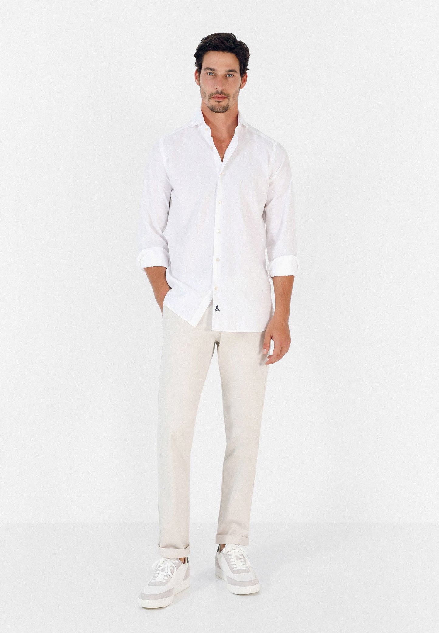 CAMISA CLÁSICA CALAVERA BAJO