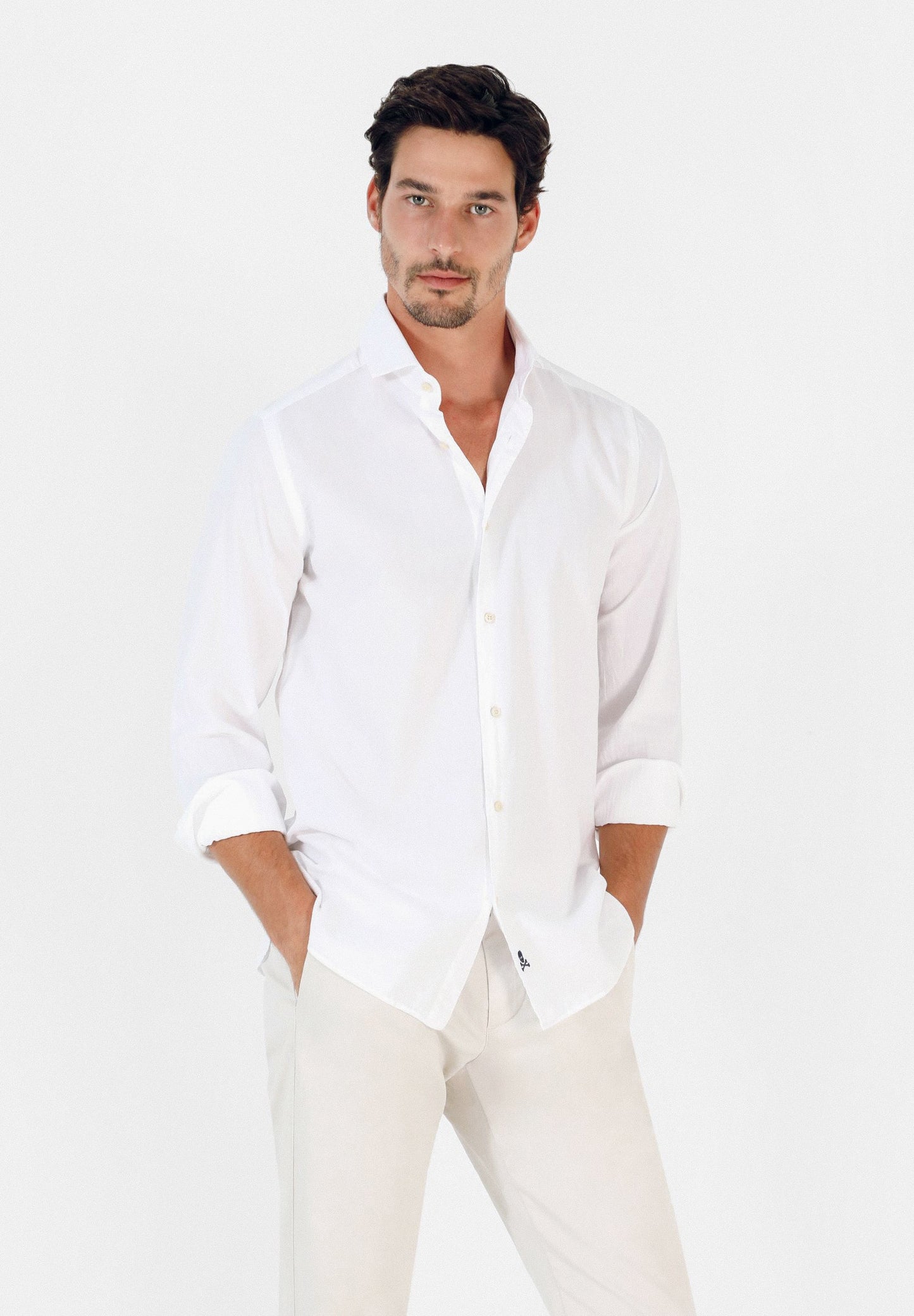 CAMISA CLÁSICA CALAVERA BAJO