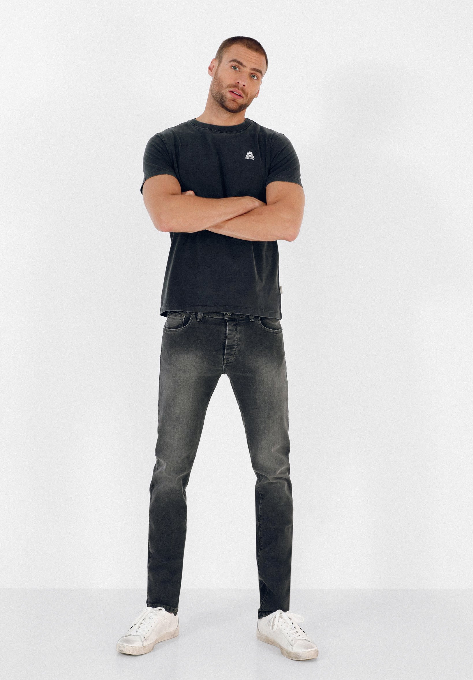 JEANS LAVADOS SLIM FIT