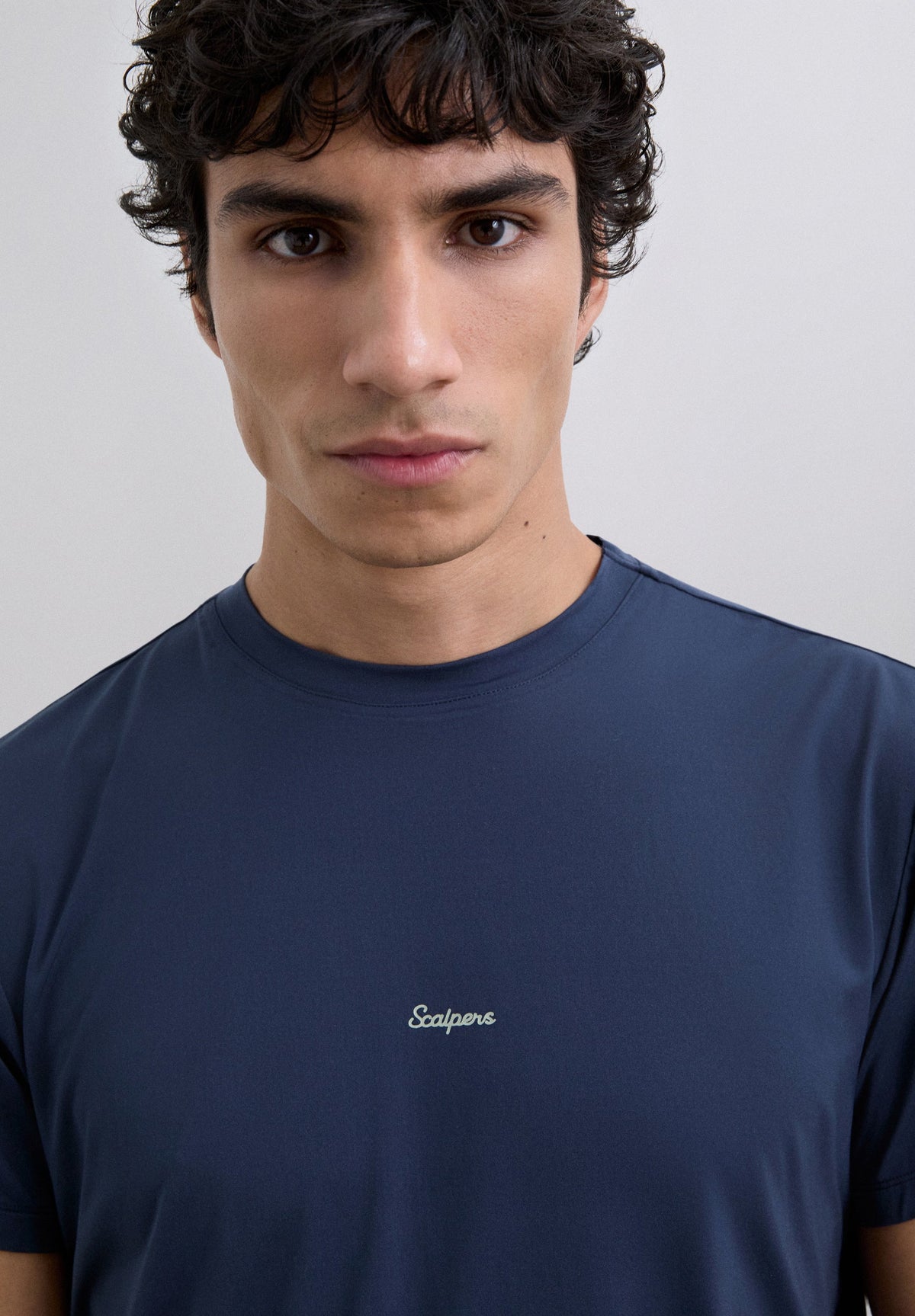 POLERA TÉCNICA CONTRASTE ADN
