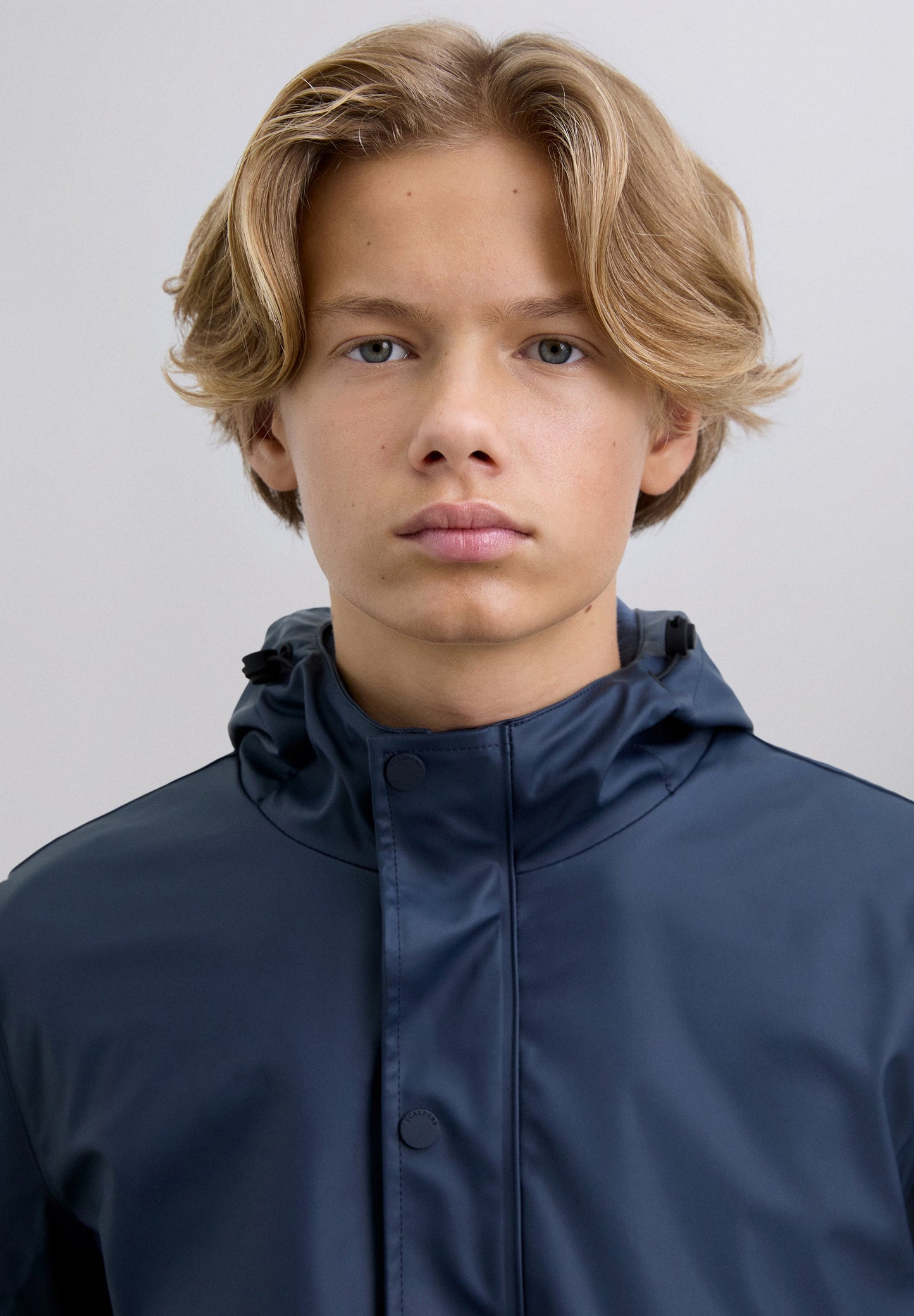 PARKA IMPERMEABLE LARGA