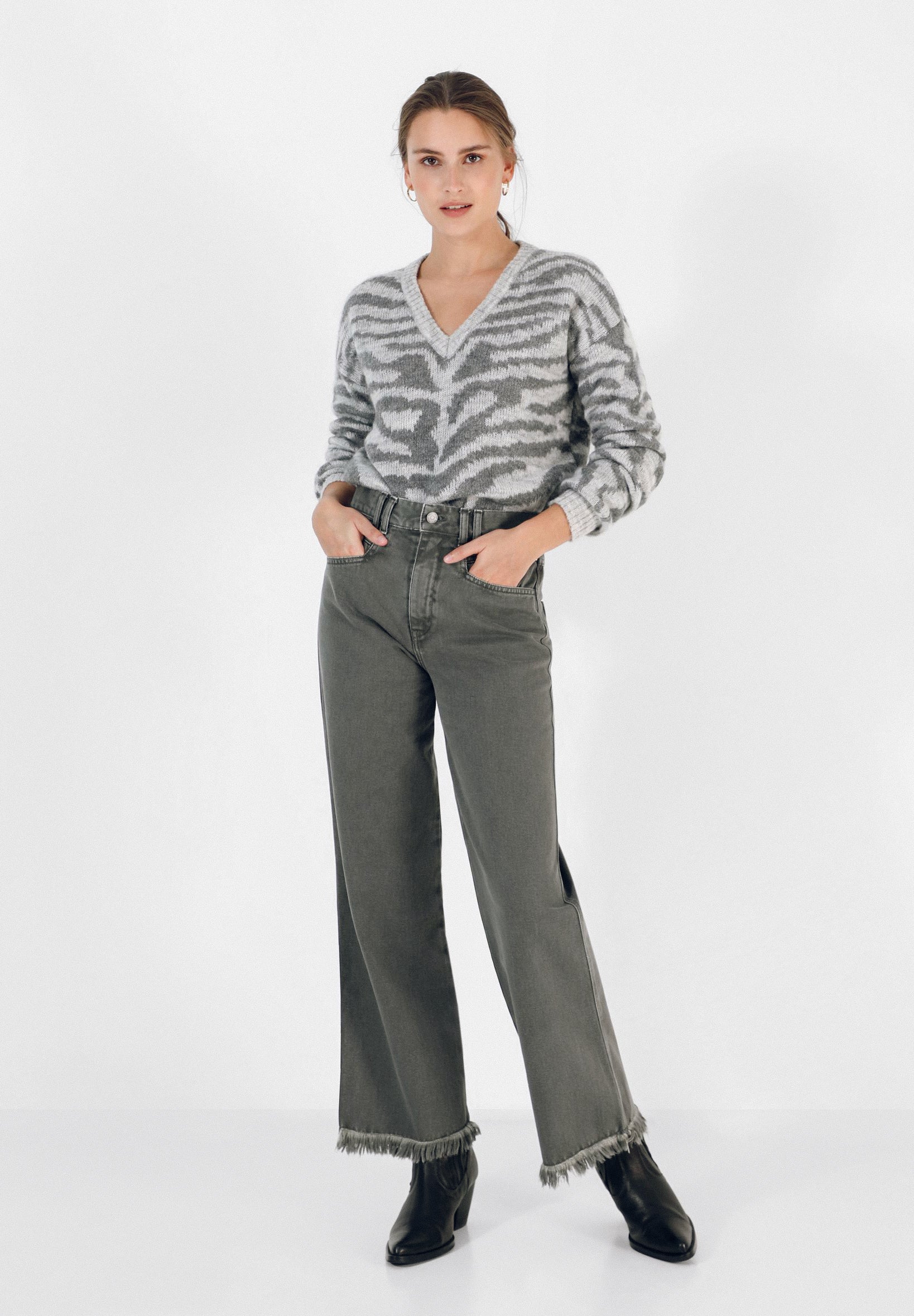 JEANS CULOTTE DESFLECADOS