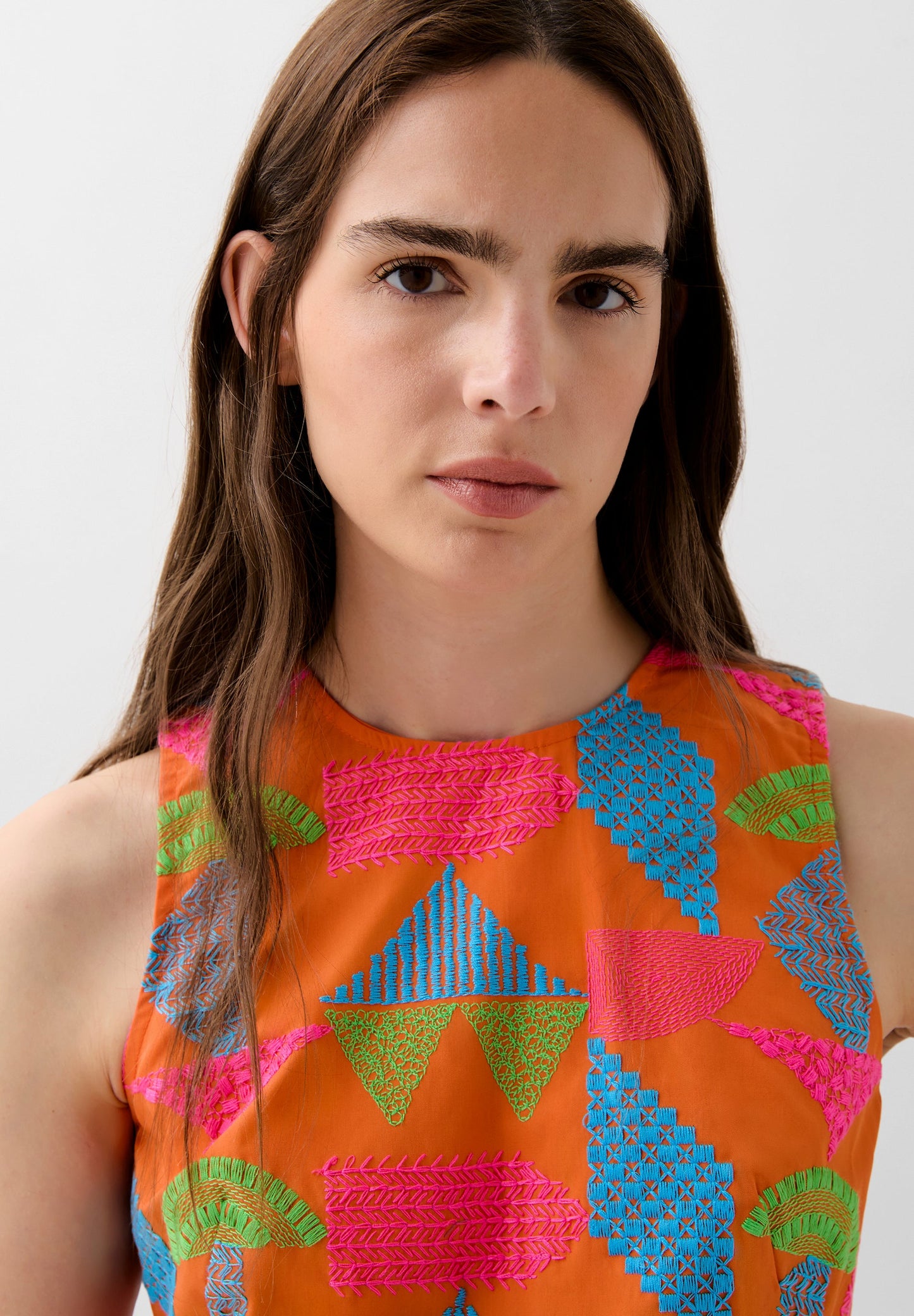 VESTIDO PRINT CUT OUTS