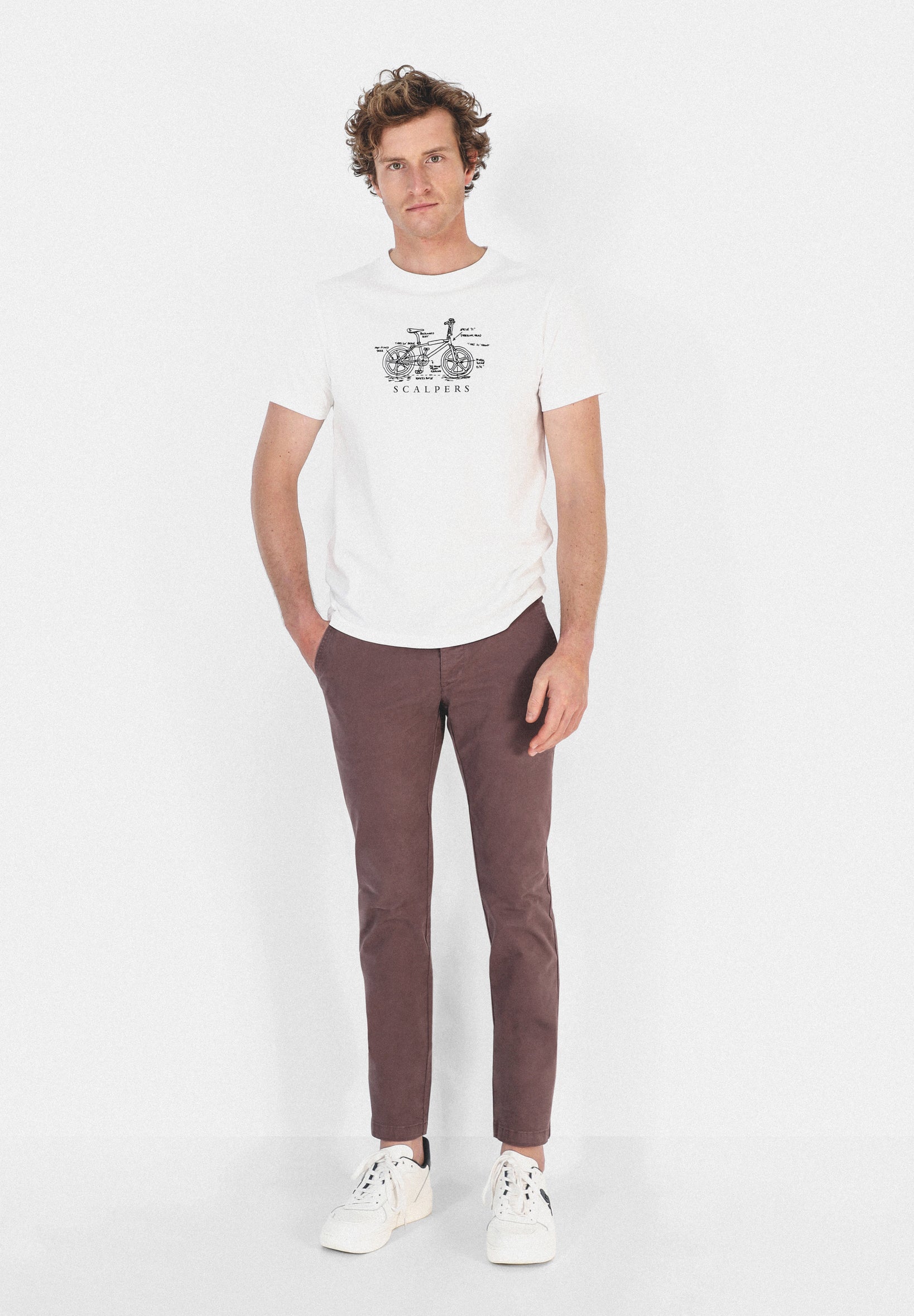 PANTALÓN CHINO CASUAL