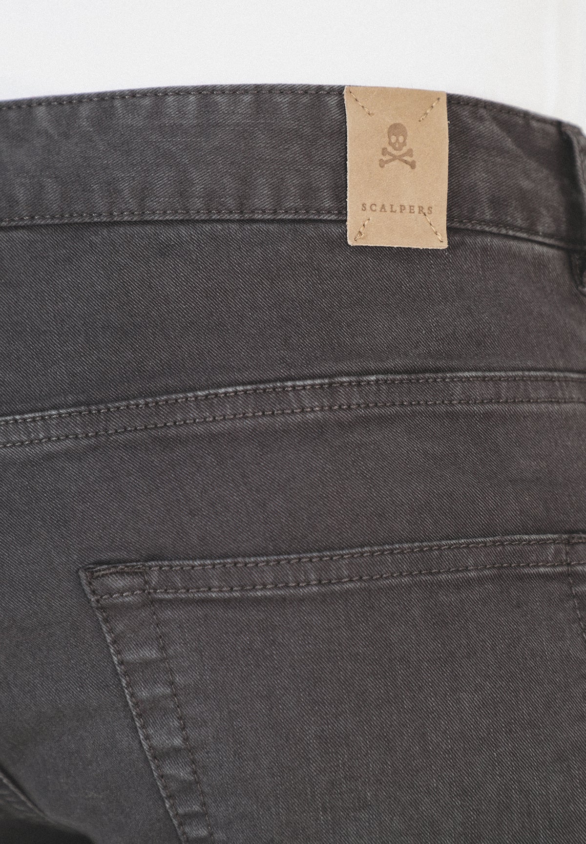 PANTALÓN CINCO BOLSILLOS