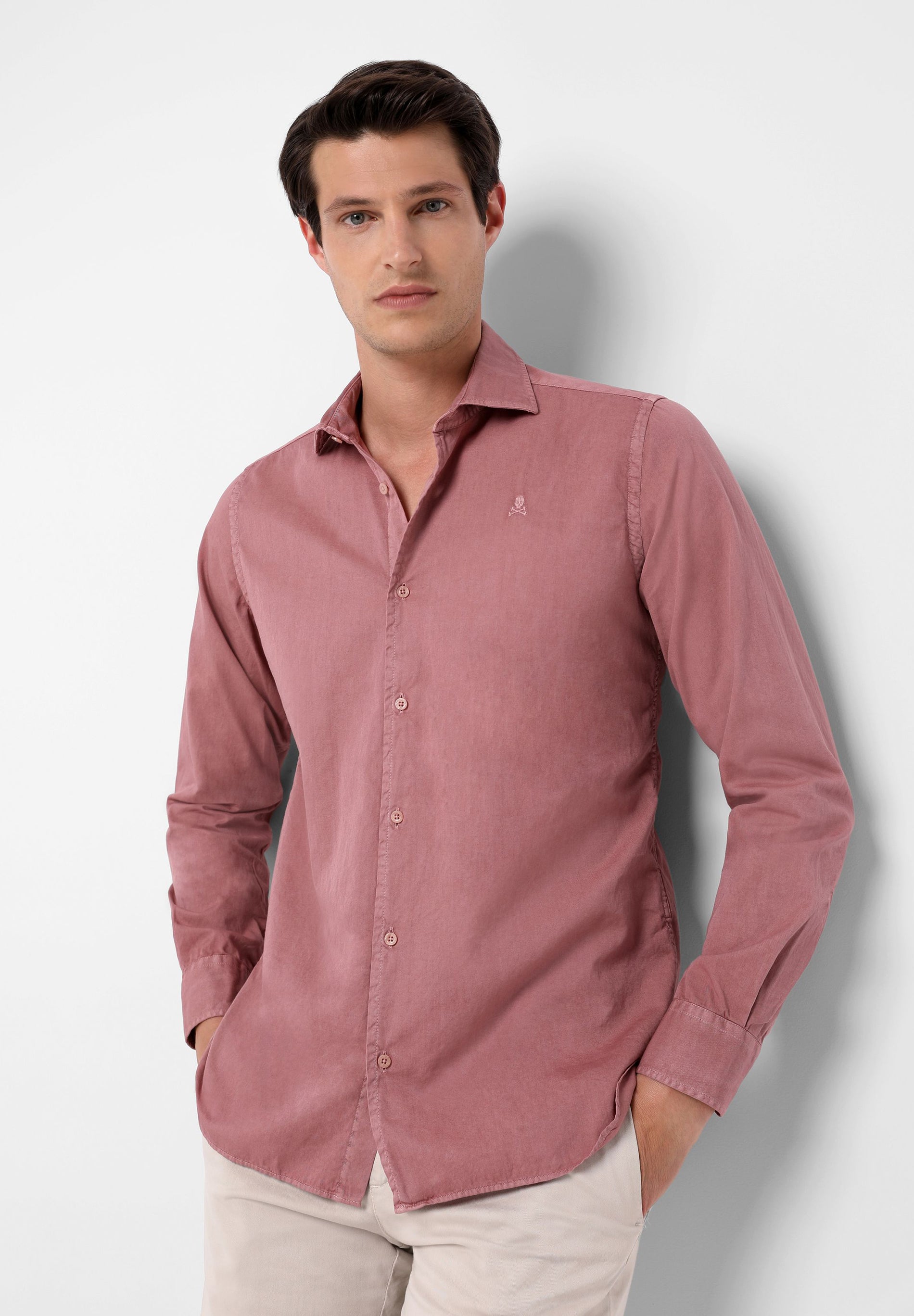 CAMISA CALAVERA BORDADA TONO