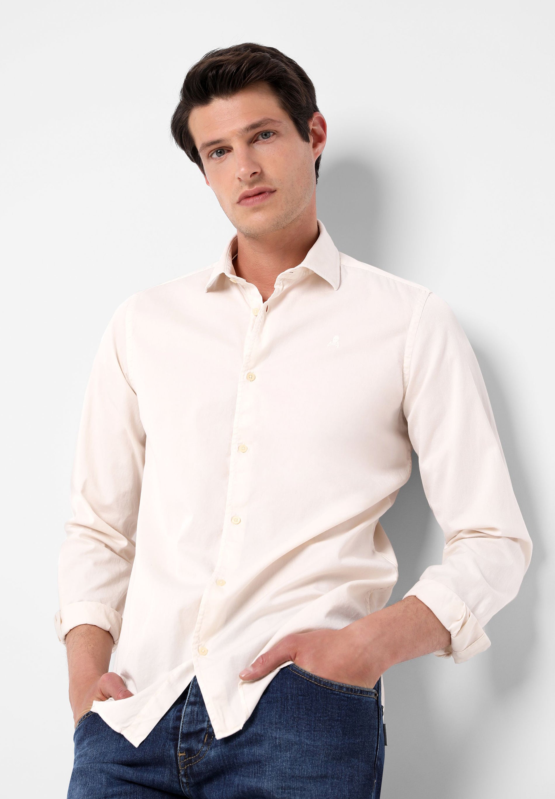 CAMISA CALAVERA BORDADA TONO