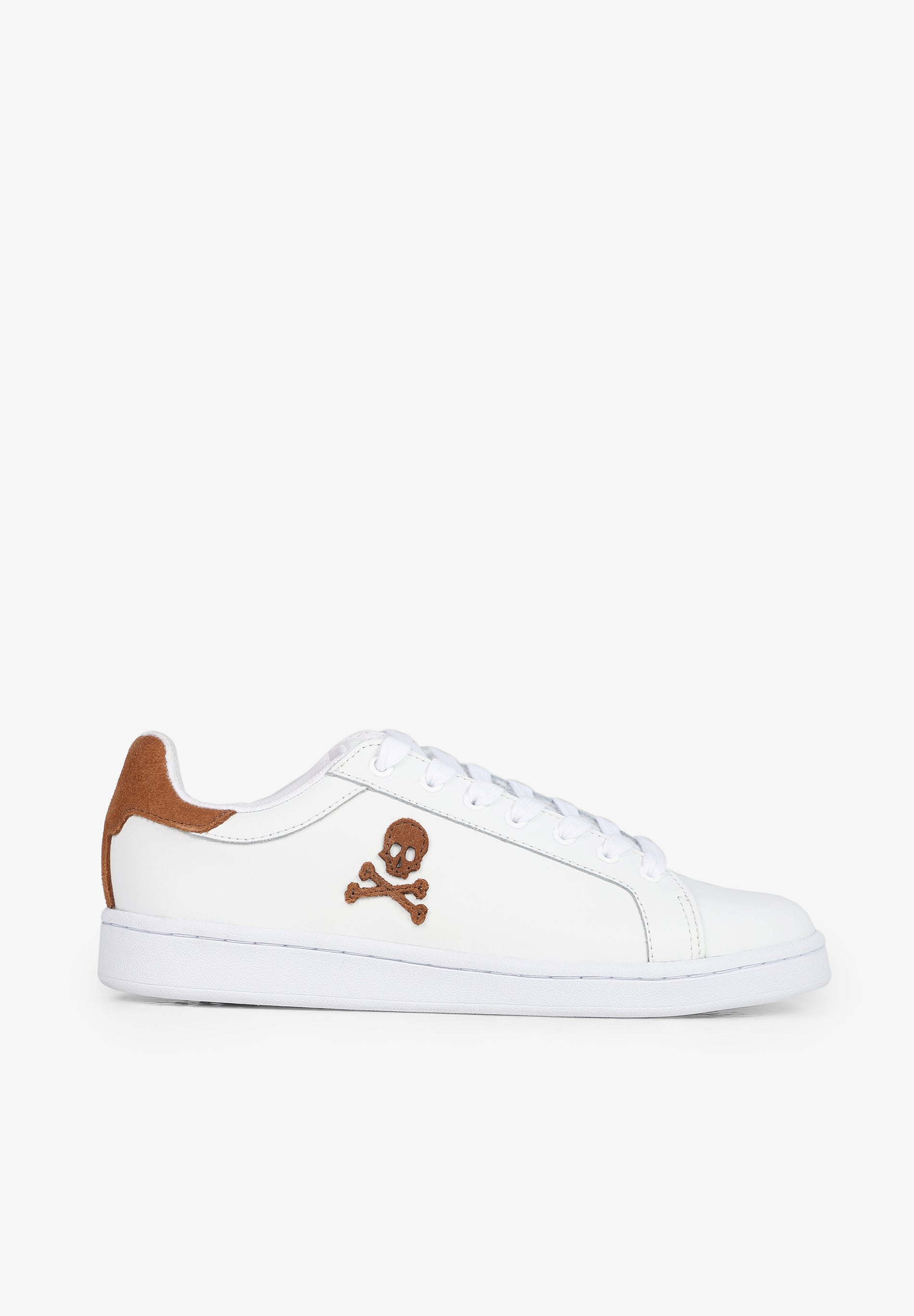 SNEAKERS DETALLE CONTRASTE