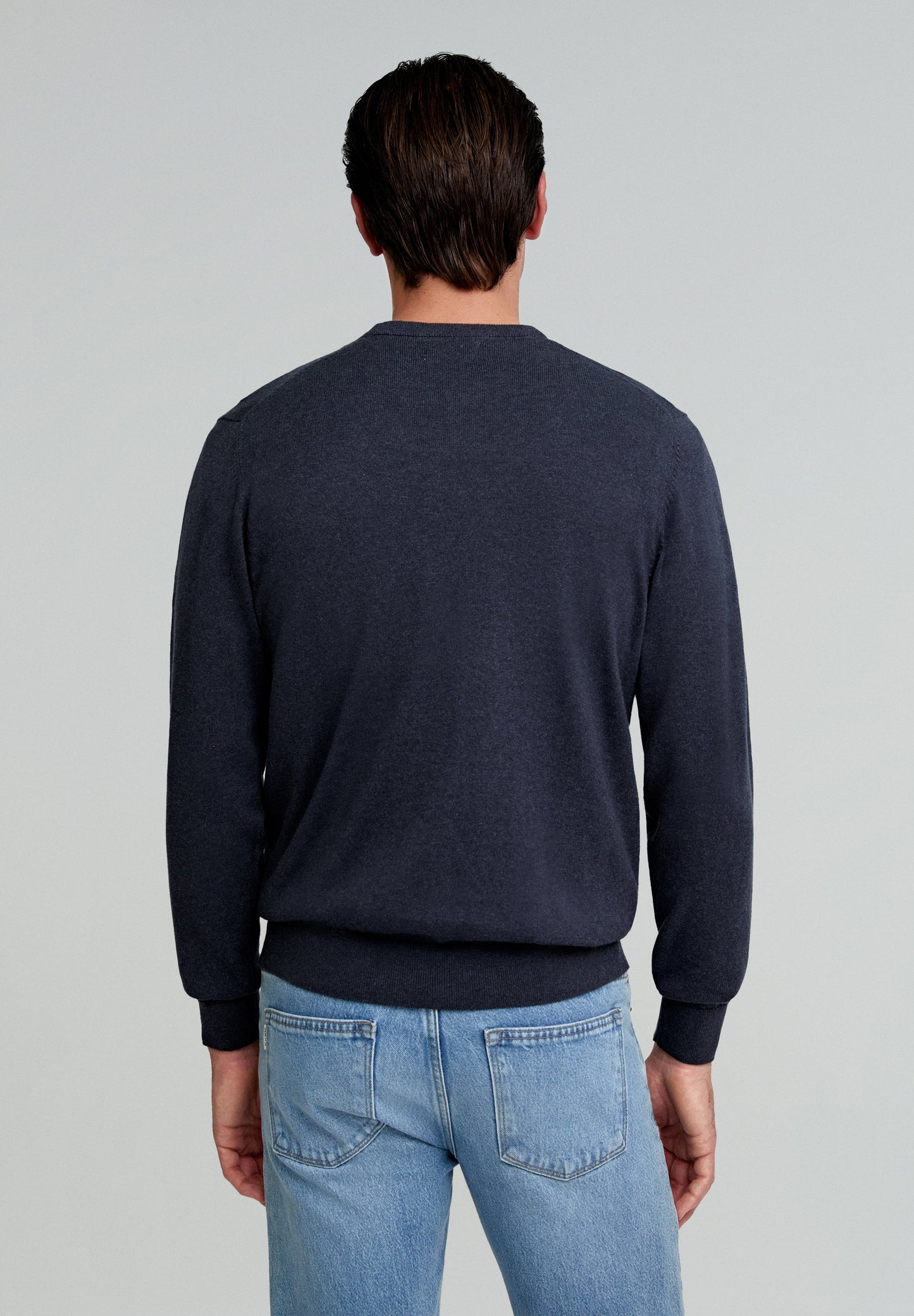 SWEATER BÁSICO CALAVERA