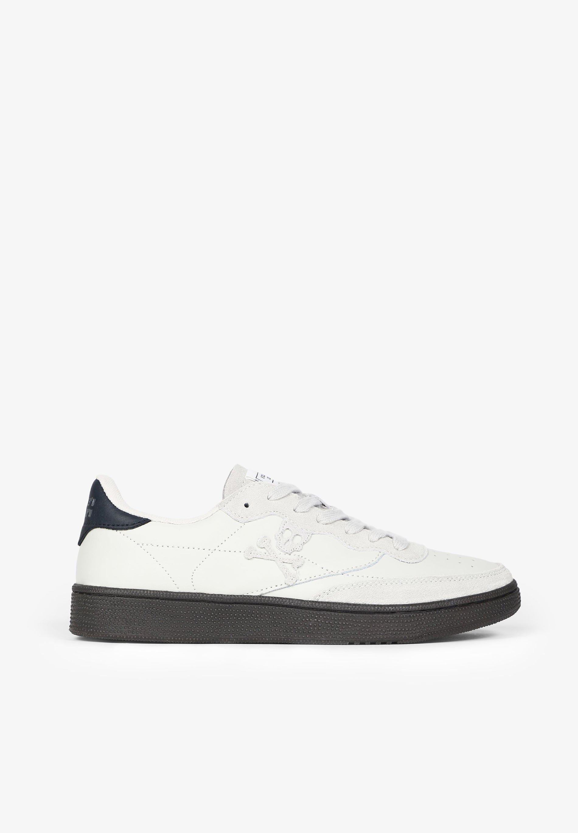 SNEAKERS SUELA CONTRASTE