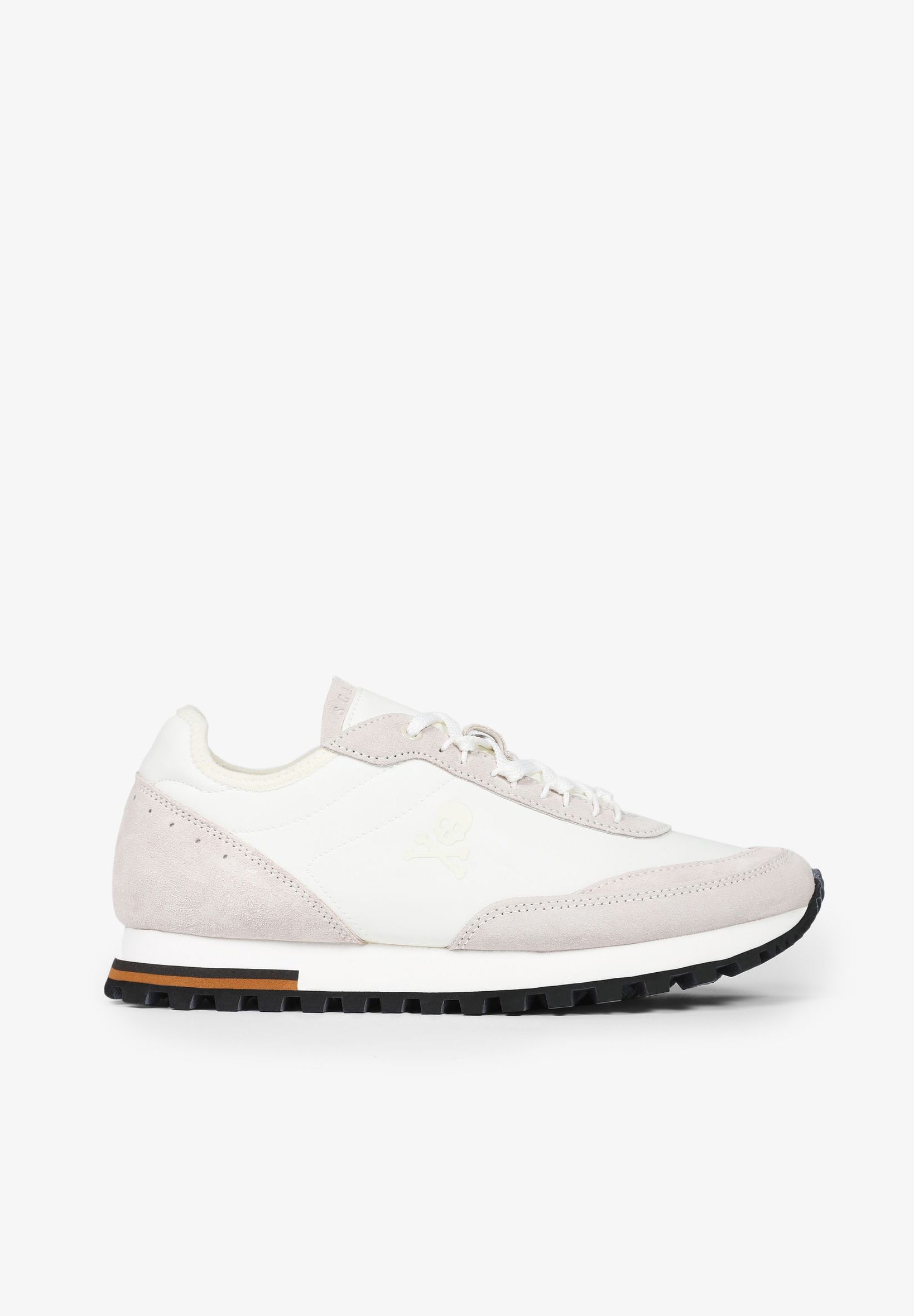 SNEAKERS LIGERAS DETALLE SUELA